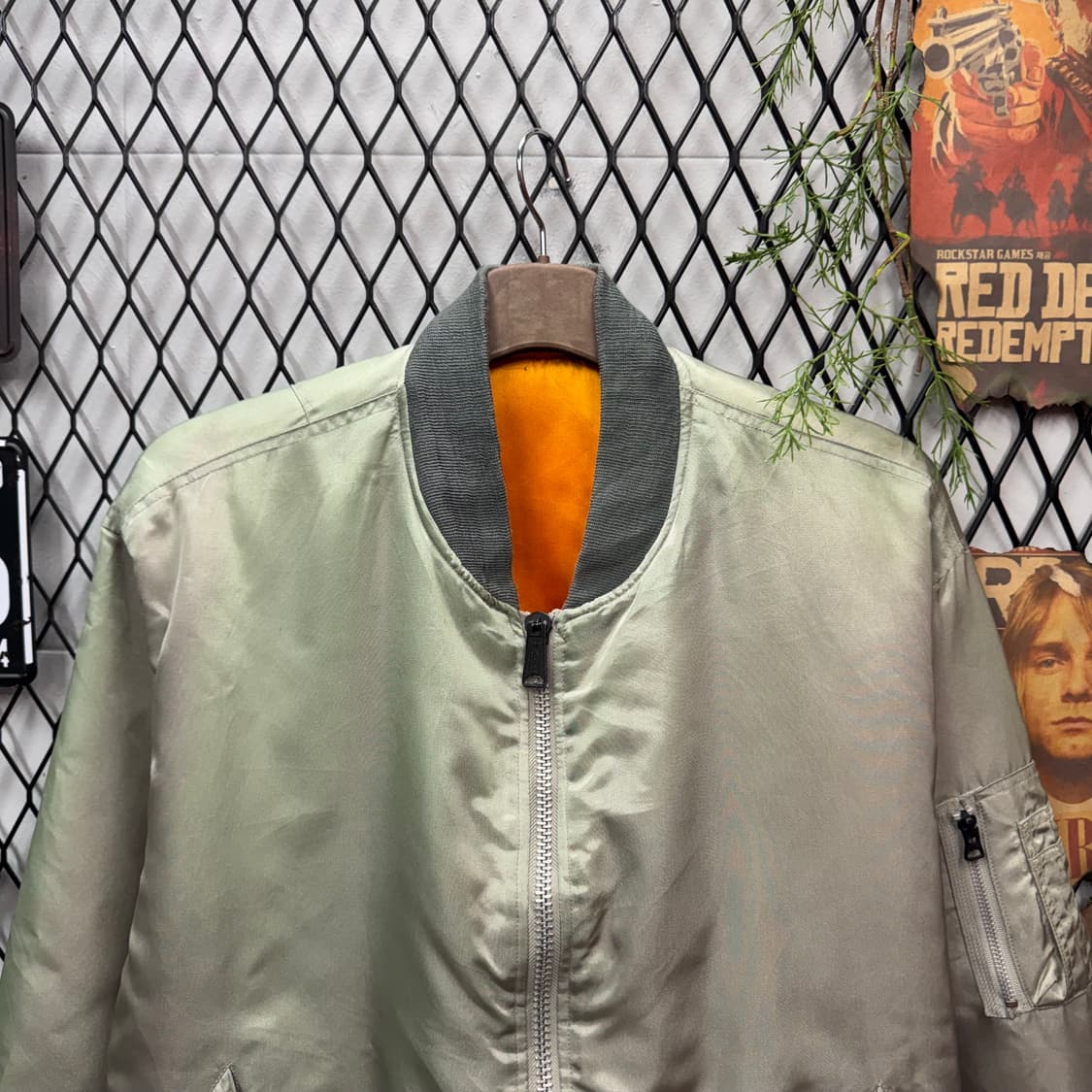 90s 크리넥스 MA-1 리버시블 봄버 자켓 후면 로고 포인트 카키 상품이미지5