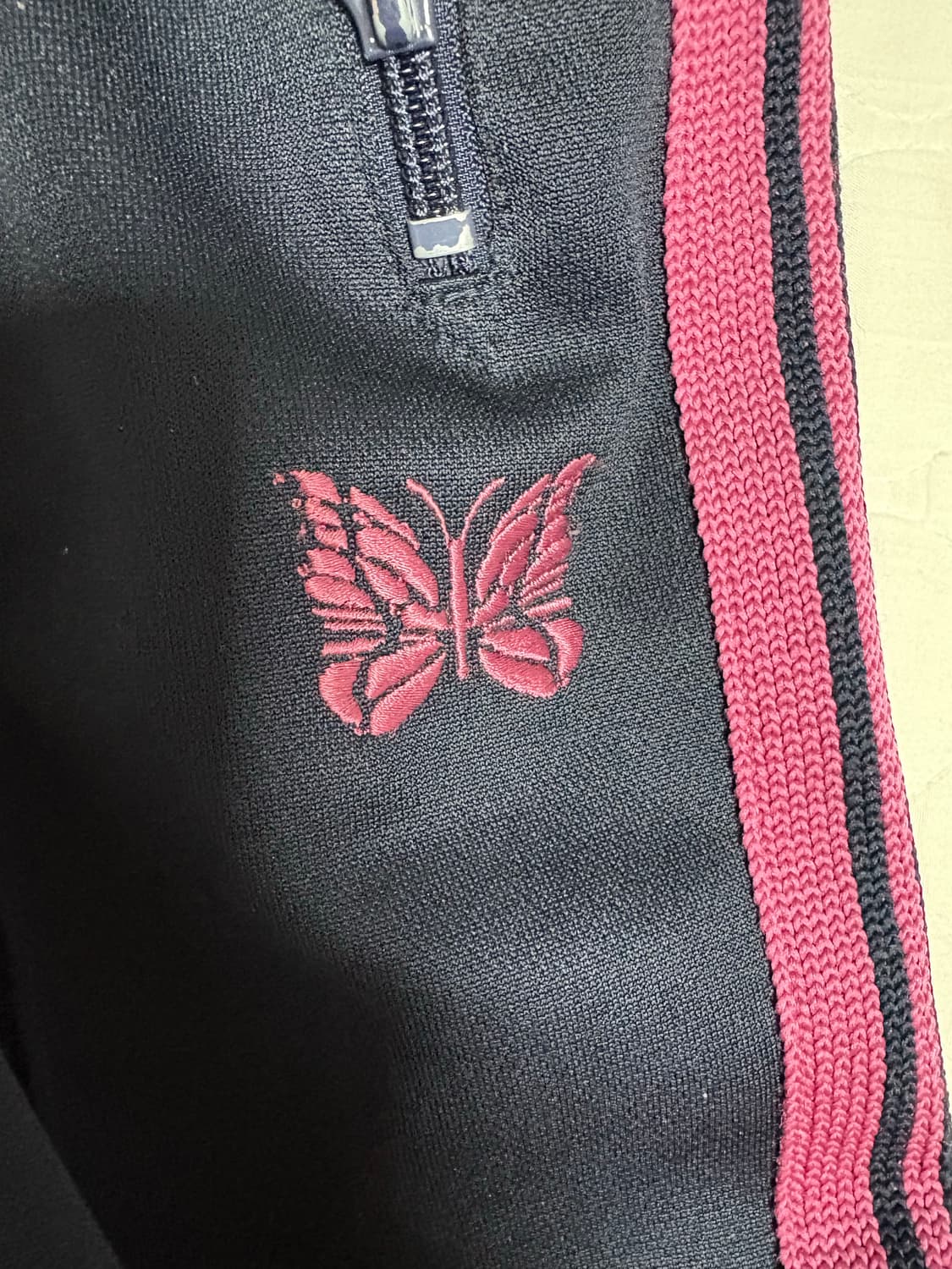 니들스 트랙팬츠 M 핑크 블랙 상품이미지3