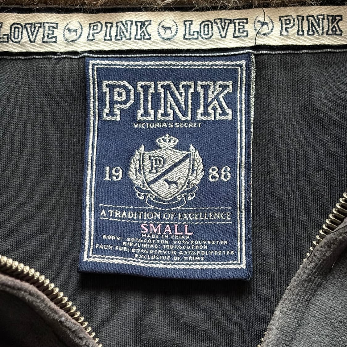 빅토리아 시크릿 PINK 울프죠 퍼 후드집업 상품이미지3