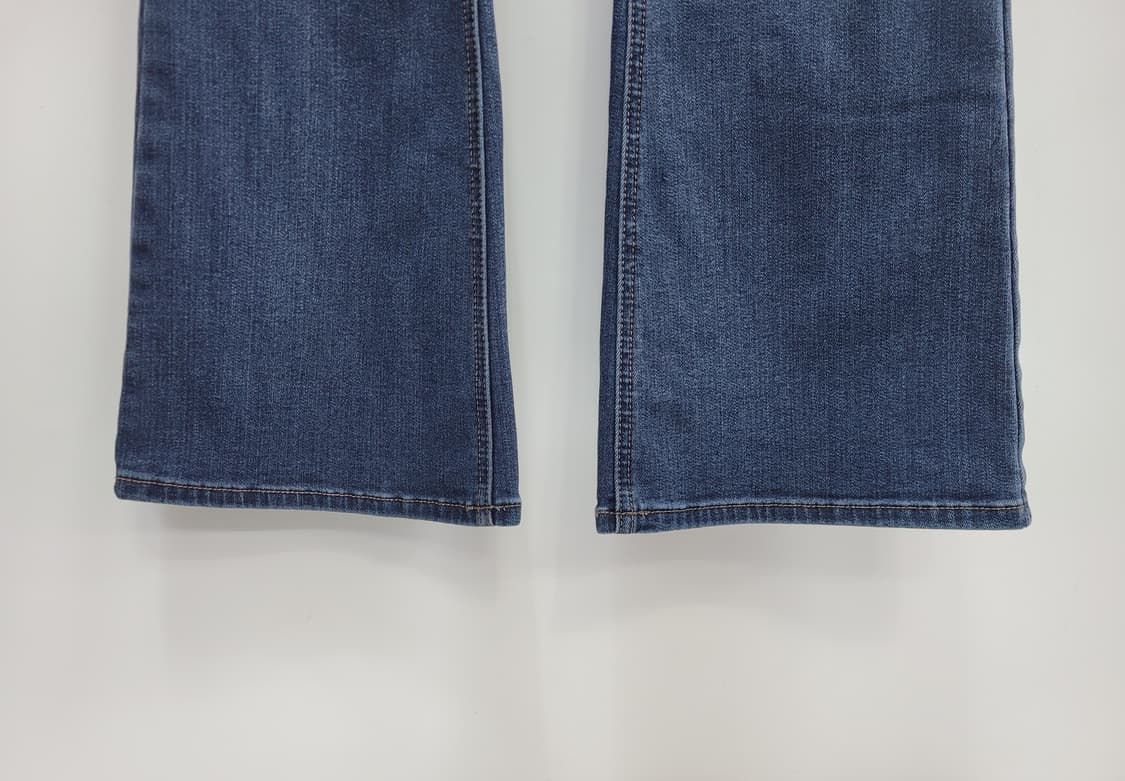 GUESS 23FW 부츠컷 데님 청바지 / 여 64 (26) 중청 스판 상품이미지5