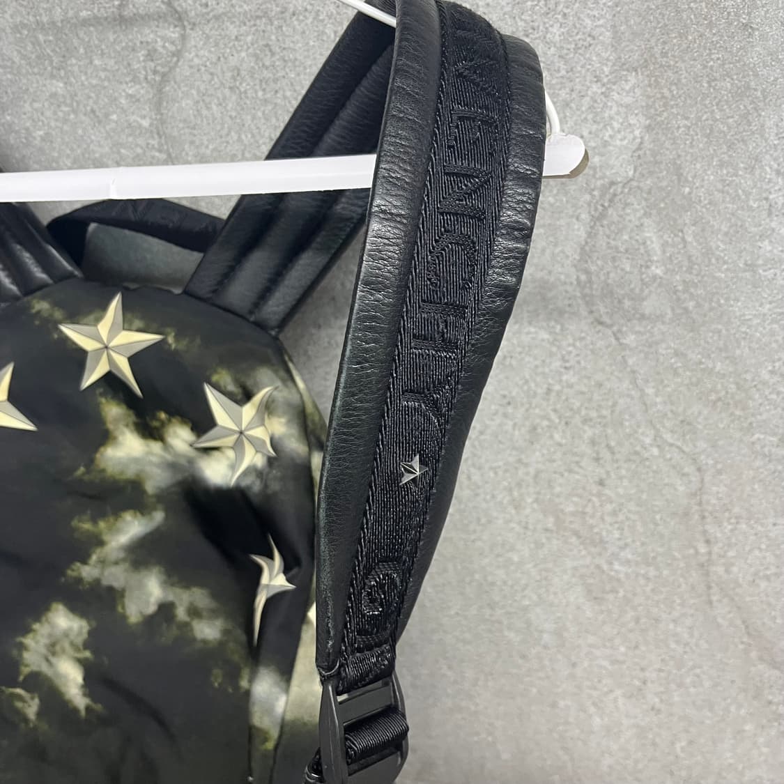 지방시 fighter plane 백팩 상품이미지5