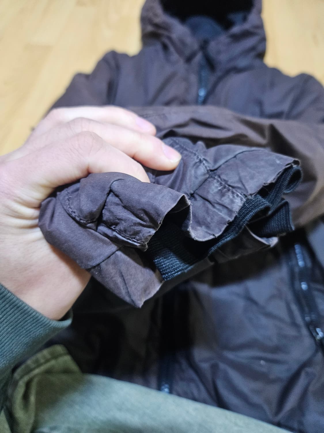 정품) 스톤아일랜드 가먼트 염색 다운 패딩 자켓 L사이즈 상품이미지9