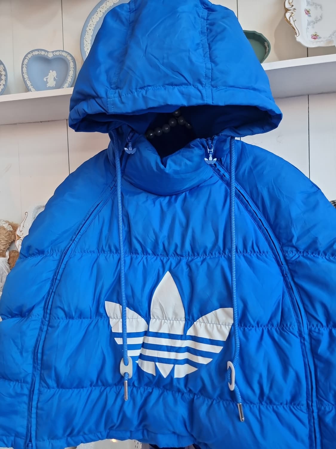 아디다스 오리지널스 패딩 망또 상품이미지2