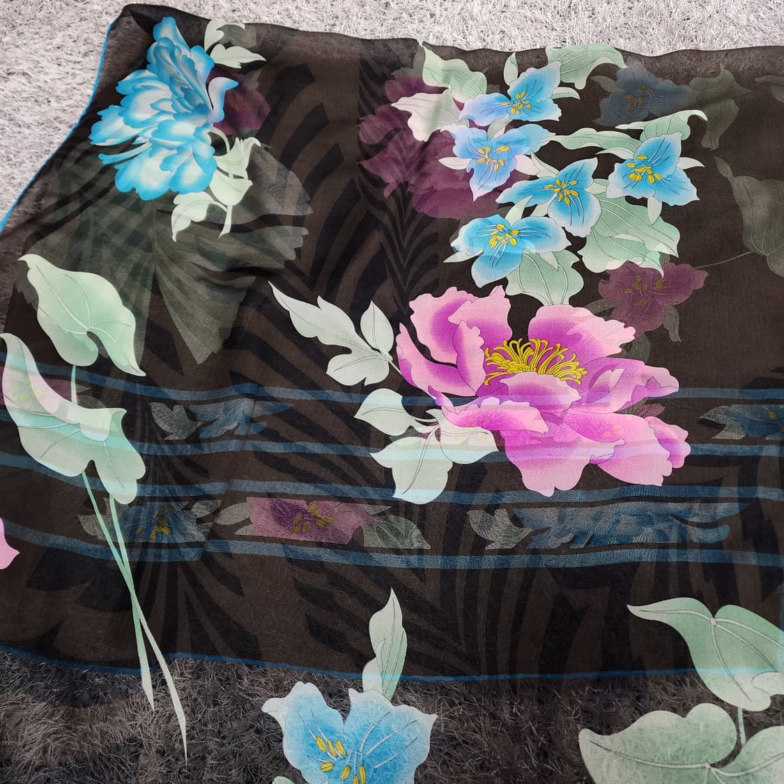 레오날드 실크 스카프 상품이미지4