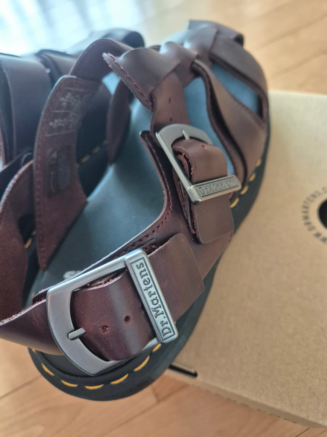 닥터마틴 카시안 다크브라운 샌들 상품이미지5