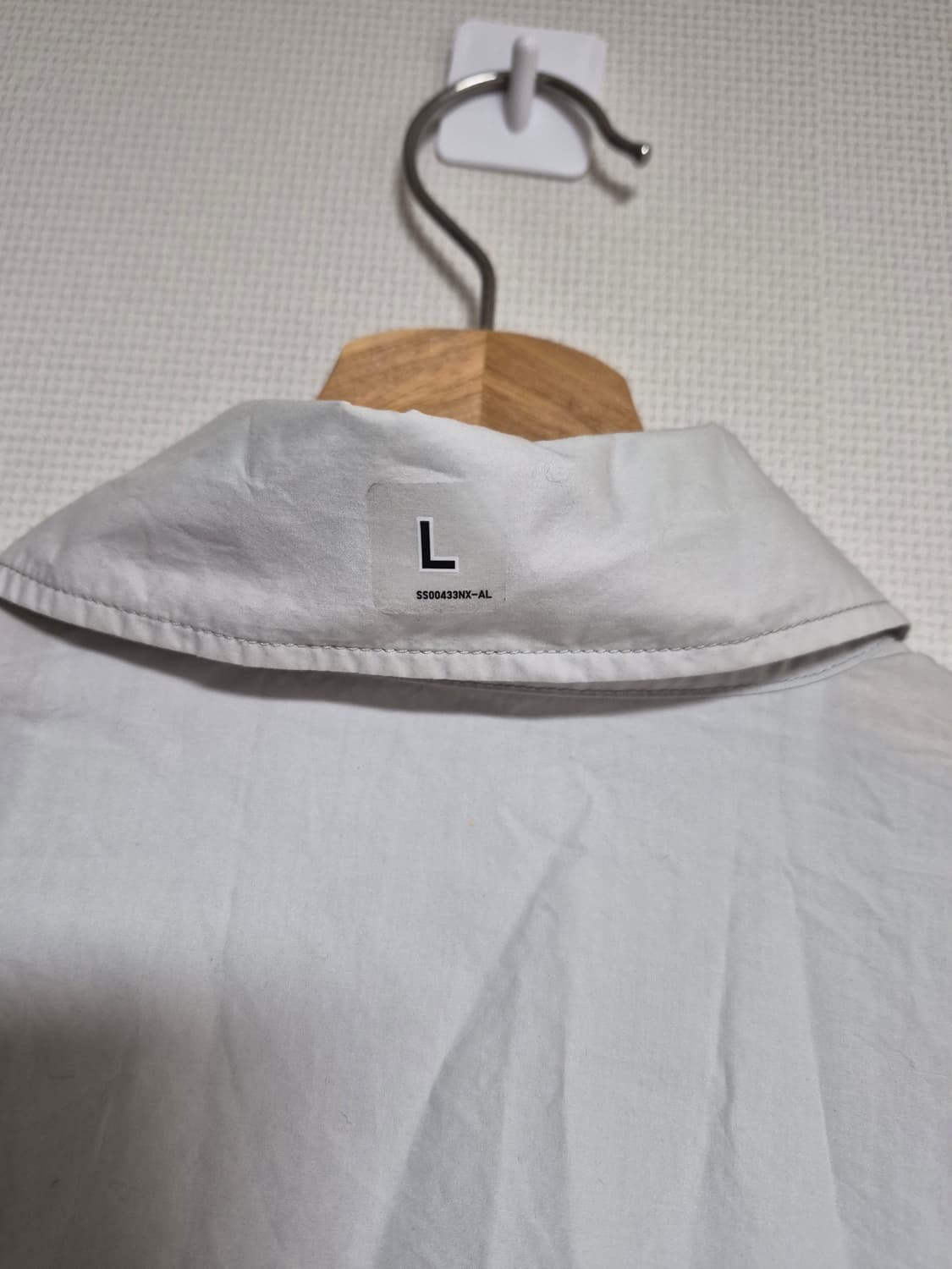 유니클로 바람막이 셔츠 새상품 라이트그레이 상품이미지5