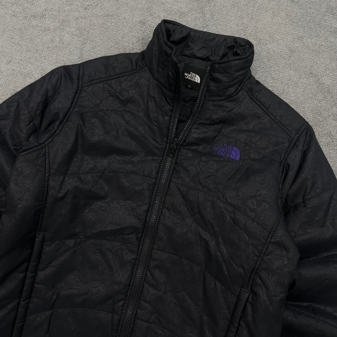 XL 노스페이스 블랙 플라워 패턴 패딩 자켓 상품이미지2