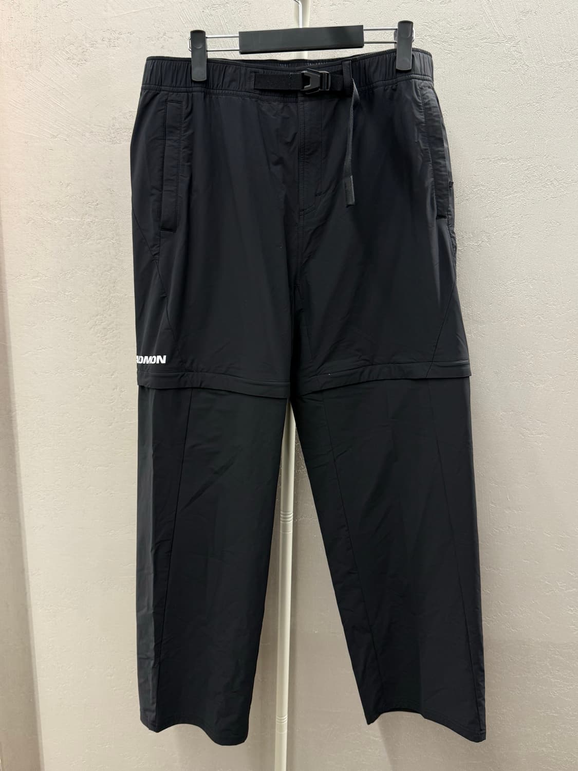 SALOMON 살로몬 로고 포켓 트레이닝 팬츠 XXL 상품이미지2