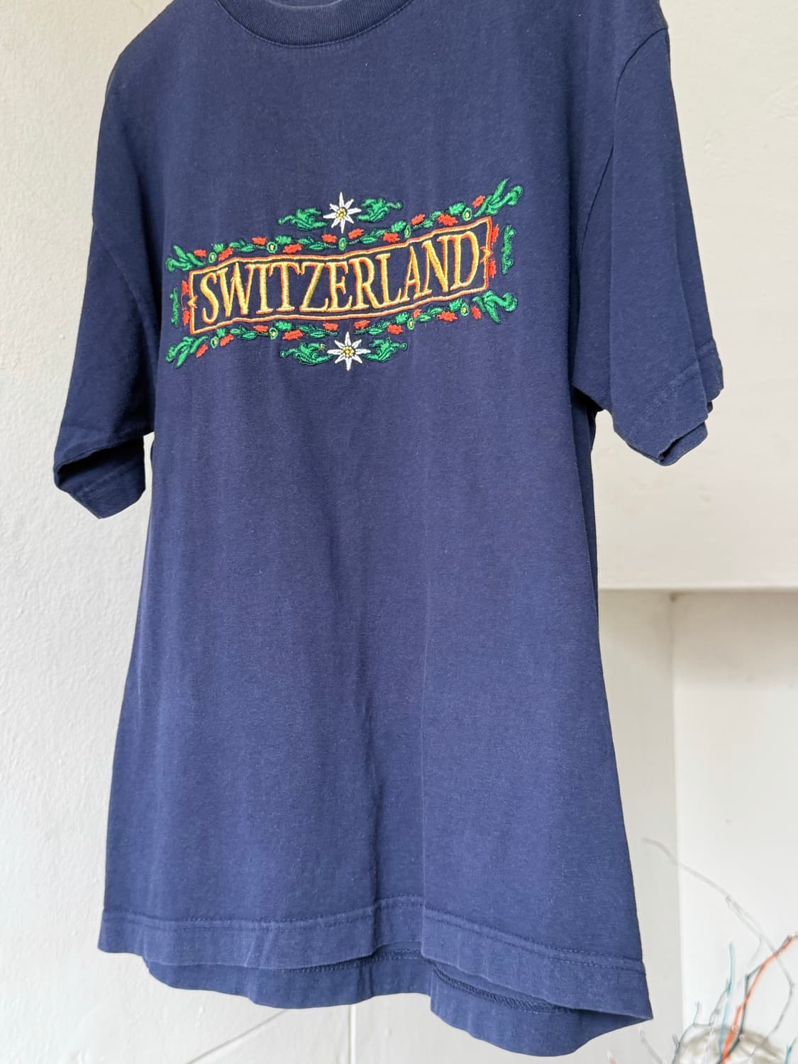 빈티지 네이비 자수 티셔츠 상품이미지3