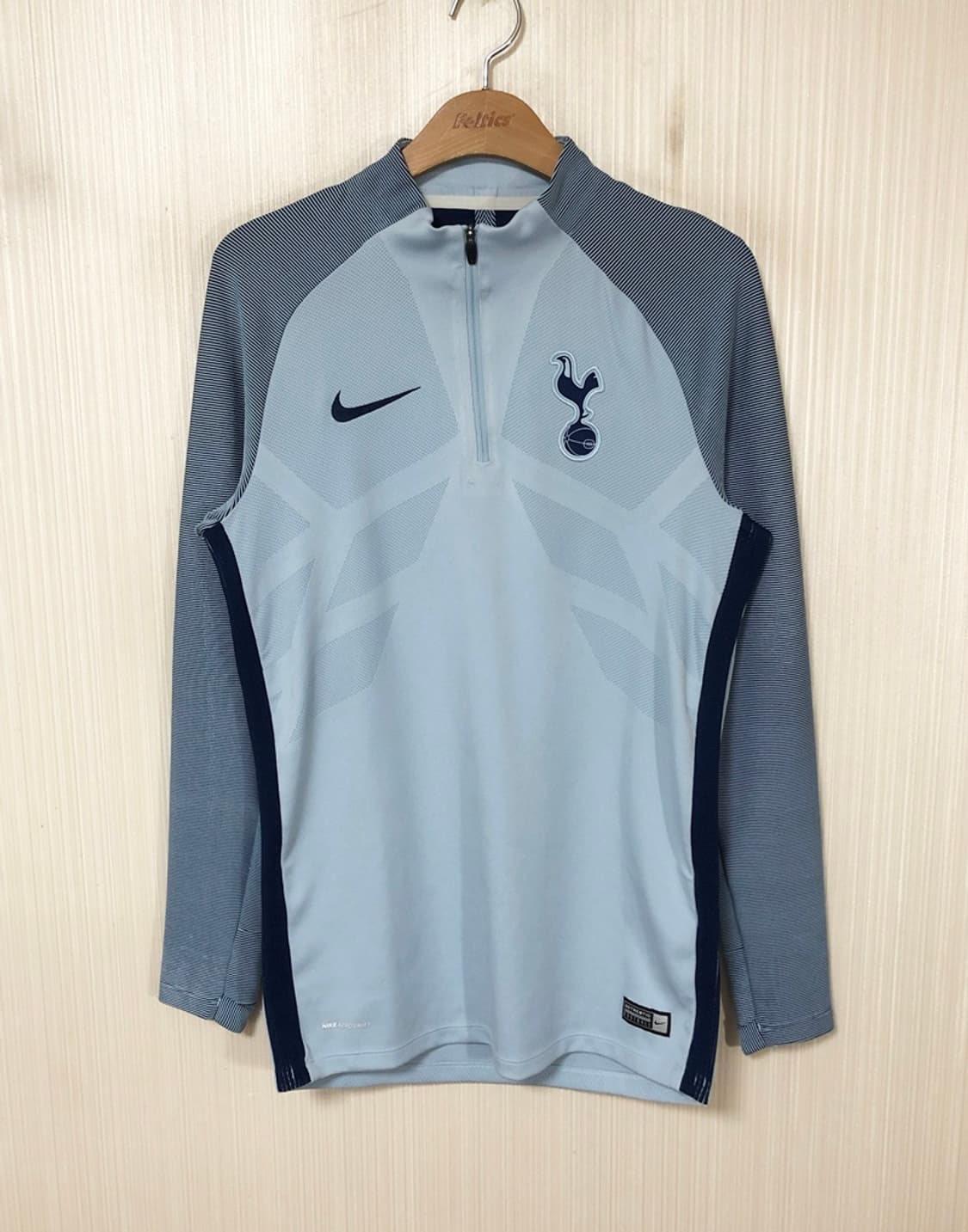 나이키 17-18 토트넘훗스퍼 에어로스위프트 드릴탑 S(해외) 상품이미지1