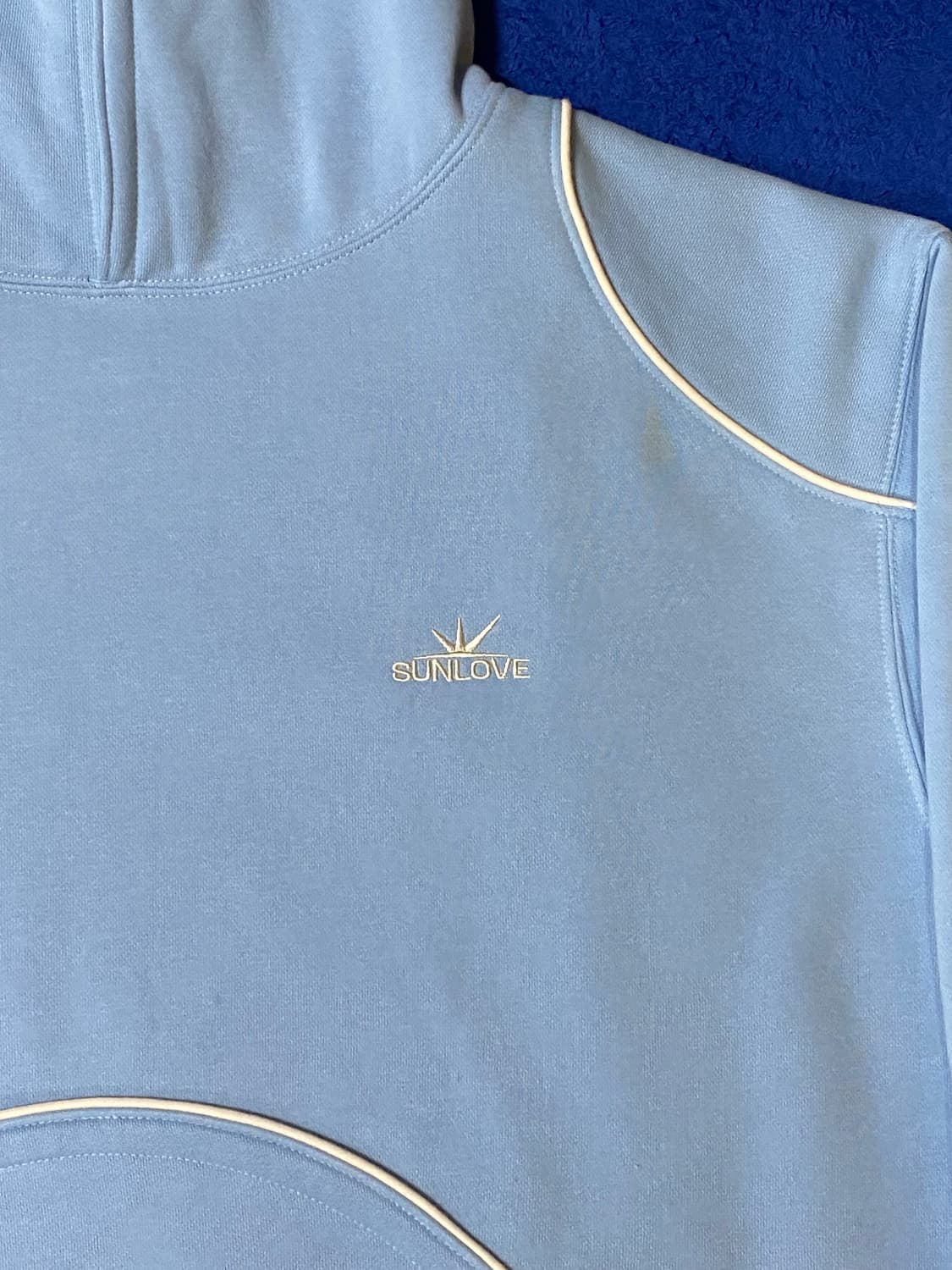 SUNLOVE 썬러브 크레센트 브러쉬드 하늘색 후드티 XL 상품이미지5
