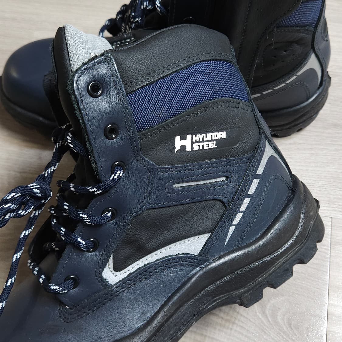 260 ) 미사용 현대제철 안전화 네이비 상품이미지3