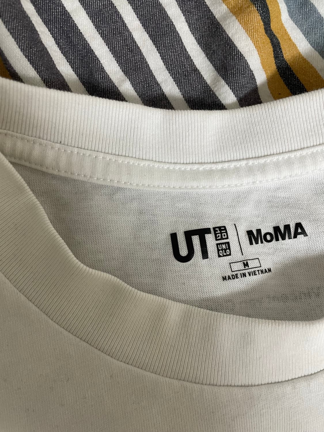 유니클로 ut MoMA 반고흐 티셔츠 m 상품이미지2