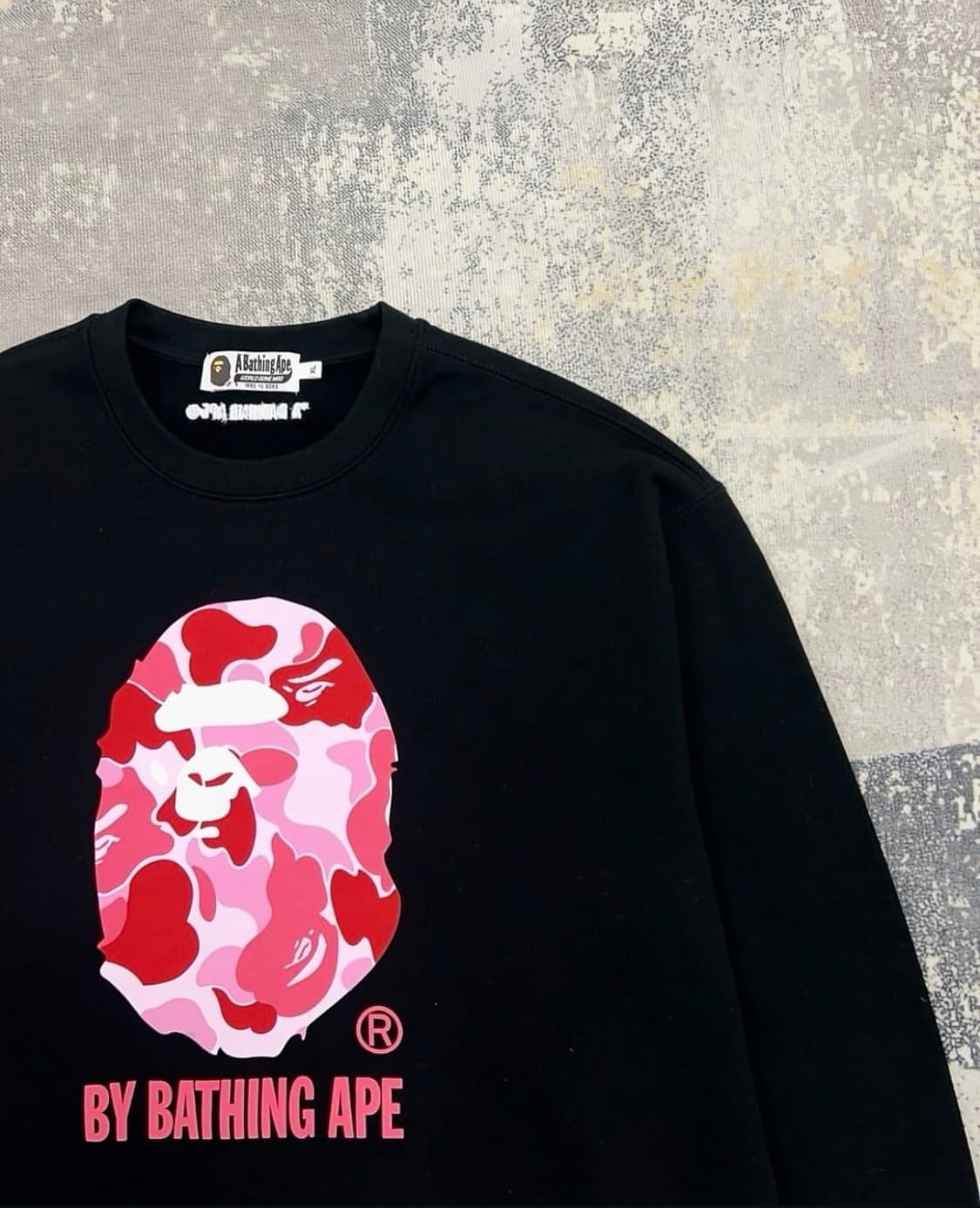 베이프 Bape 컬러 빅로고 맨투맨 블랙 상품이미지2