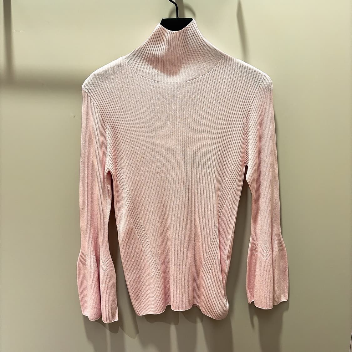 (정품/새상품) CFCL 여성 핑크 큐프로 립 롱 벨 슬리브 탑 상품이미지1