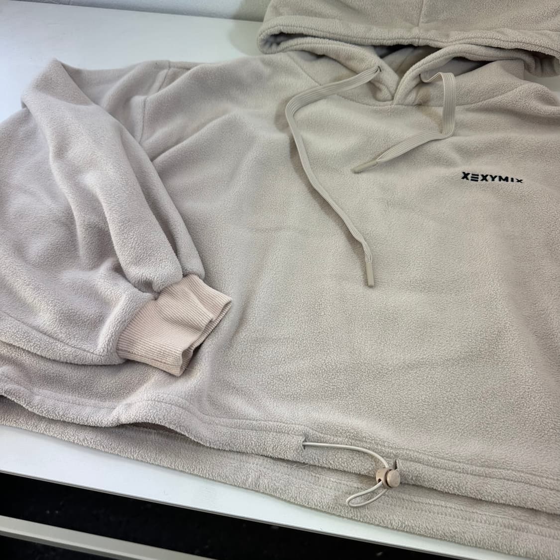 우먼FREE 젝시믹스 베이지 크롭 후리스 후드티 상품이미지3