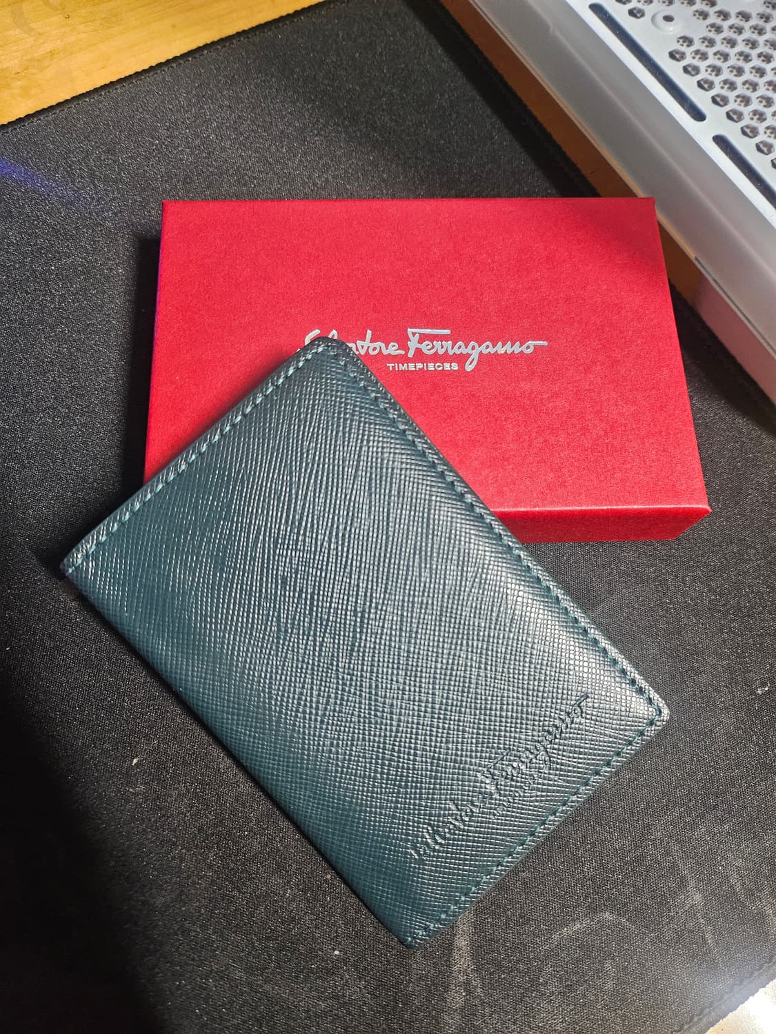 페라가모 카드지갑 팝니다 상품이미지2