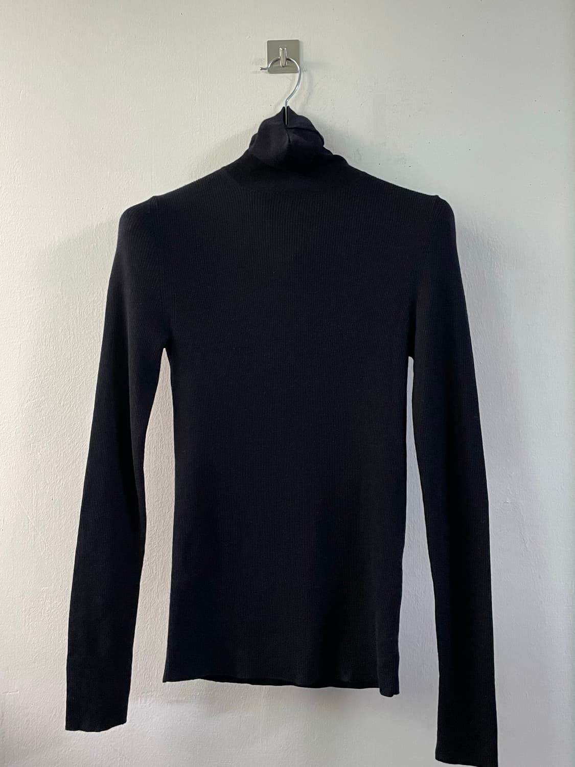 후왓웨어 Flow soft Turtleneck 네이비 새상품(내용필) 상품이미지8