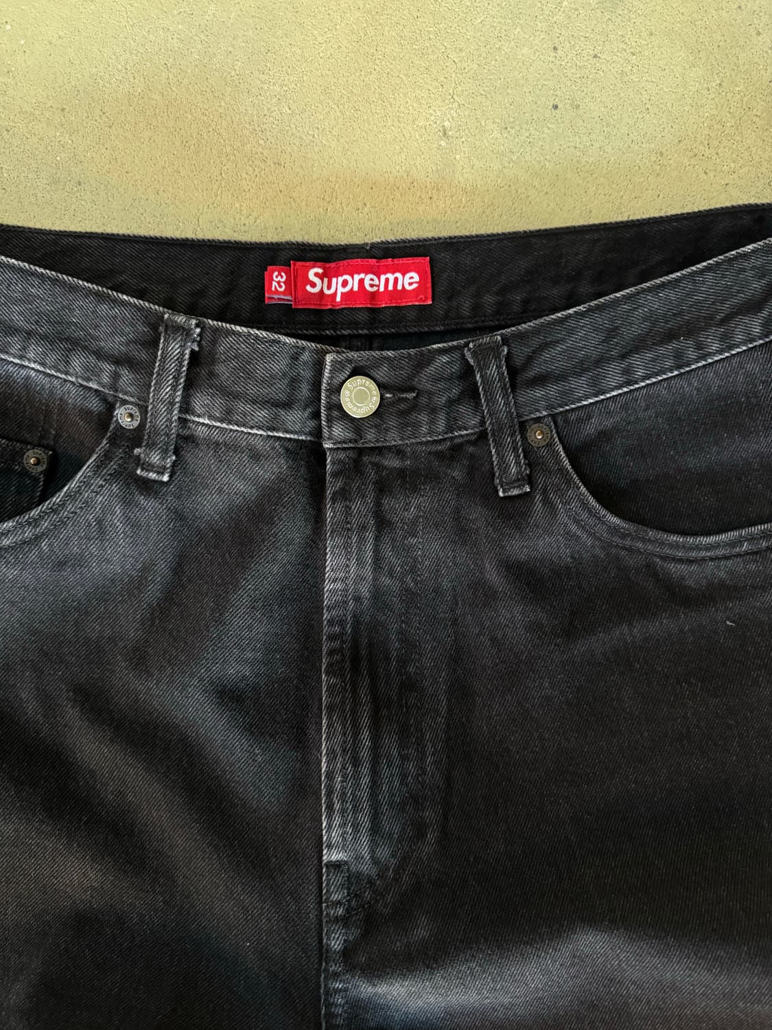 165$ 슈프림 배기 진 블랙 32 상품이미지4