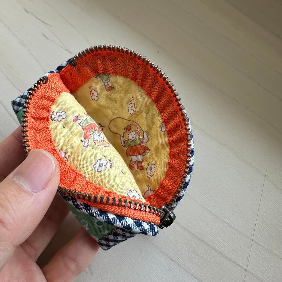 키티 에어팟 파우치 / 동전지갑 / 키링 / 핸드메이드 상품이미지4