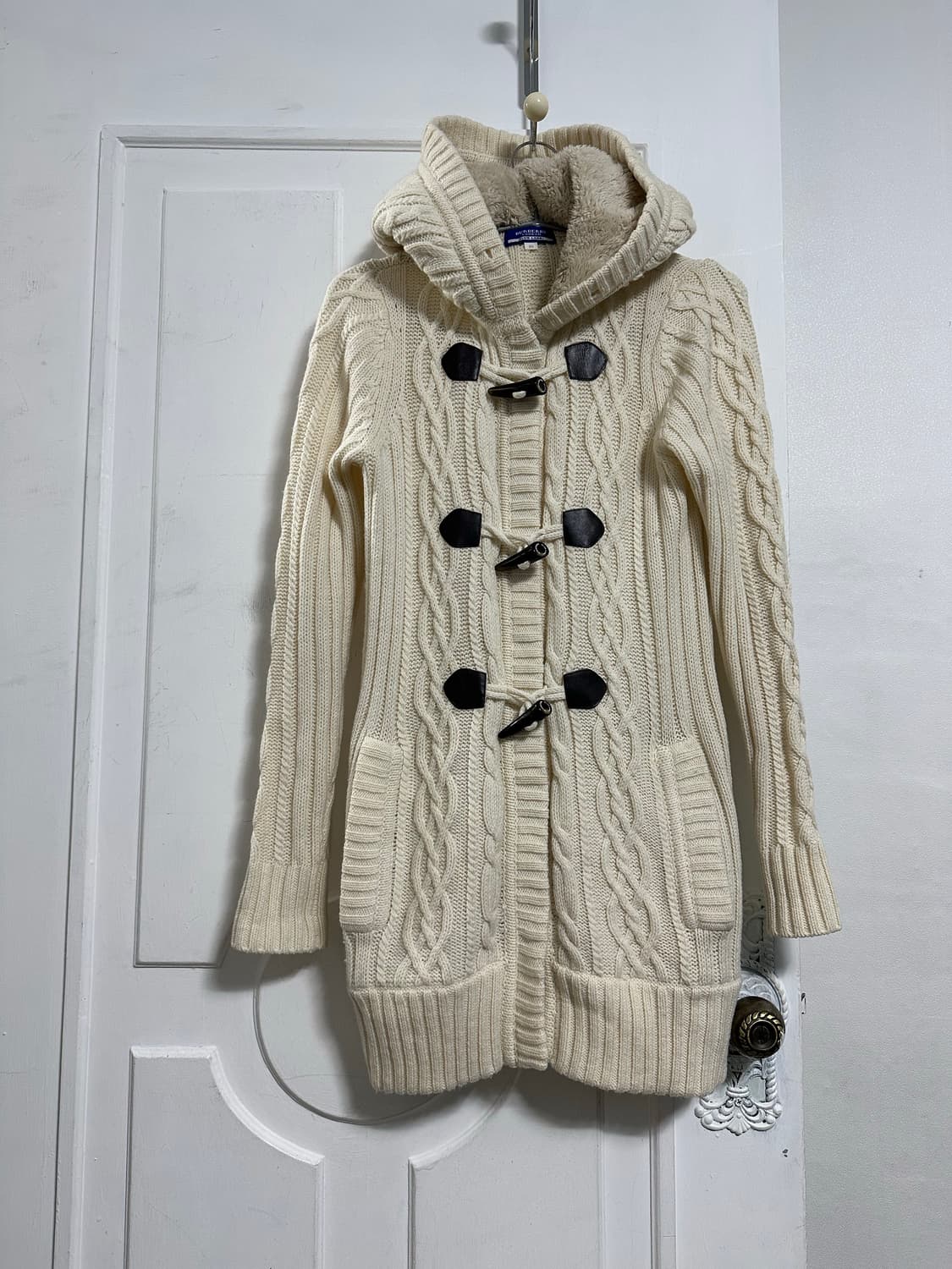 버버리 블루라벨 더플 니트 가디건 상품이미지1