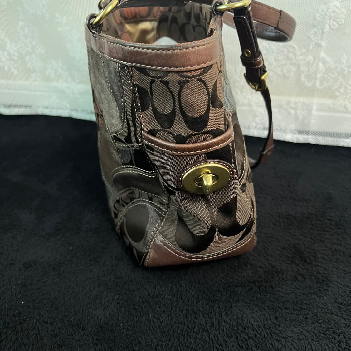 코치 브라운 패치워크 숄더백 상품이미지4