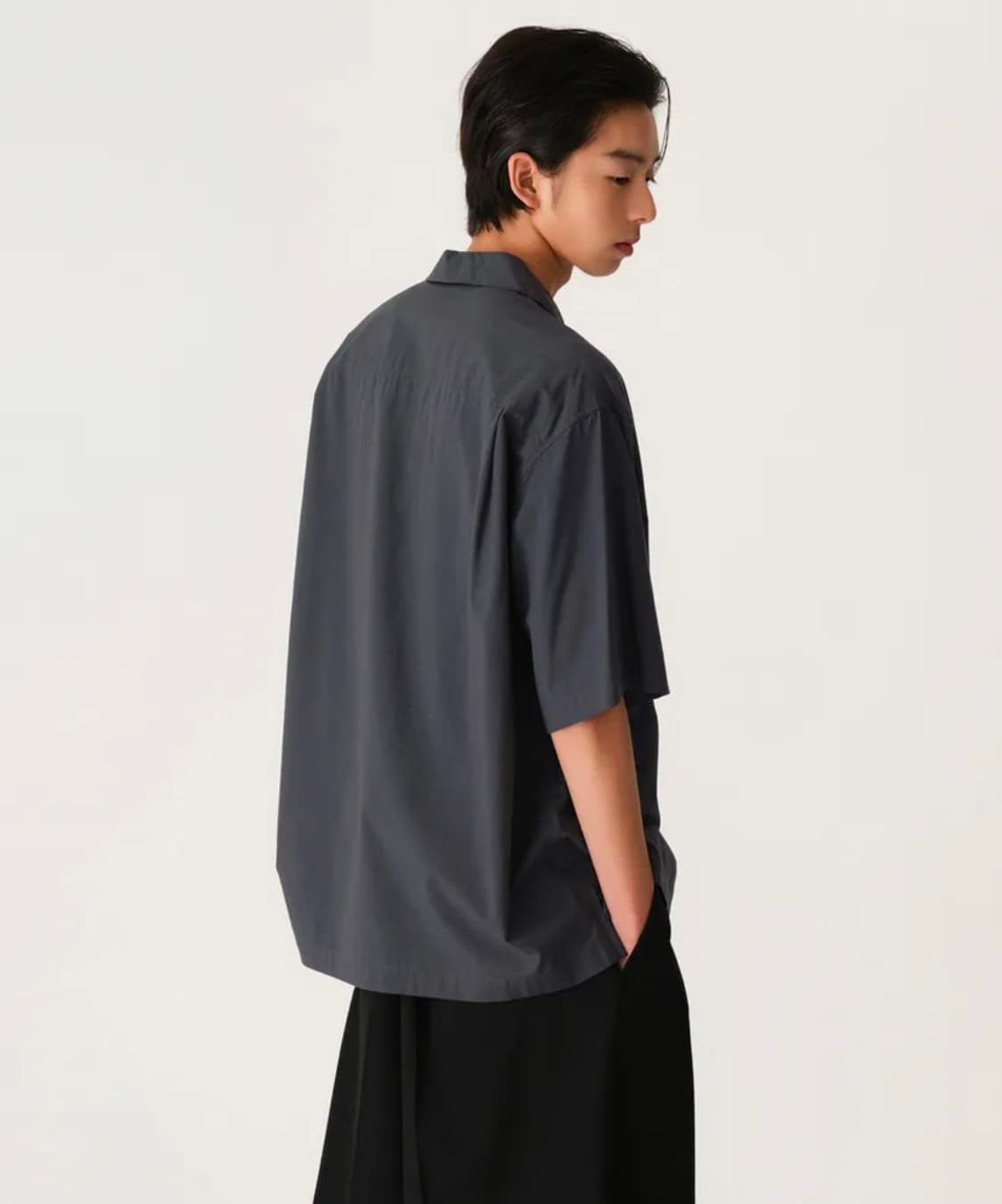 새제품급) 무탠다드 릴렉스드 CR 오픈 칼라 반소매 셔츠 아이언 그레이 상품이미지3