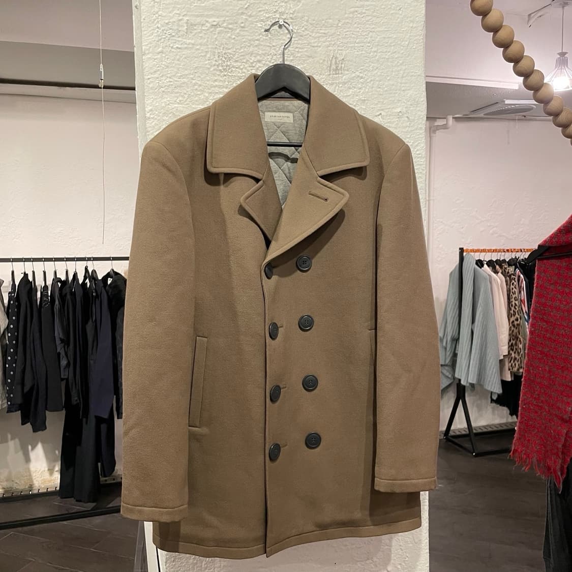 드리스반노튼 피코트 상품이미지1