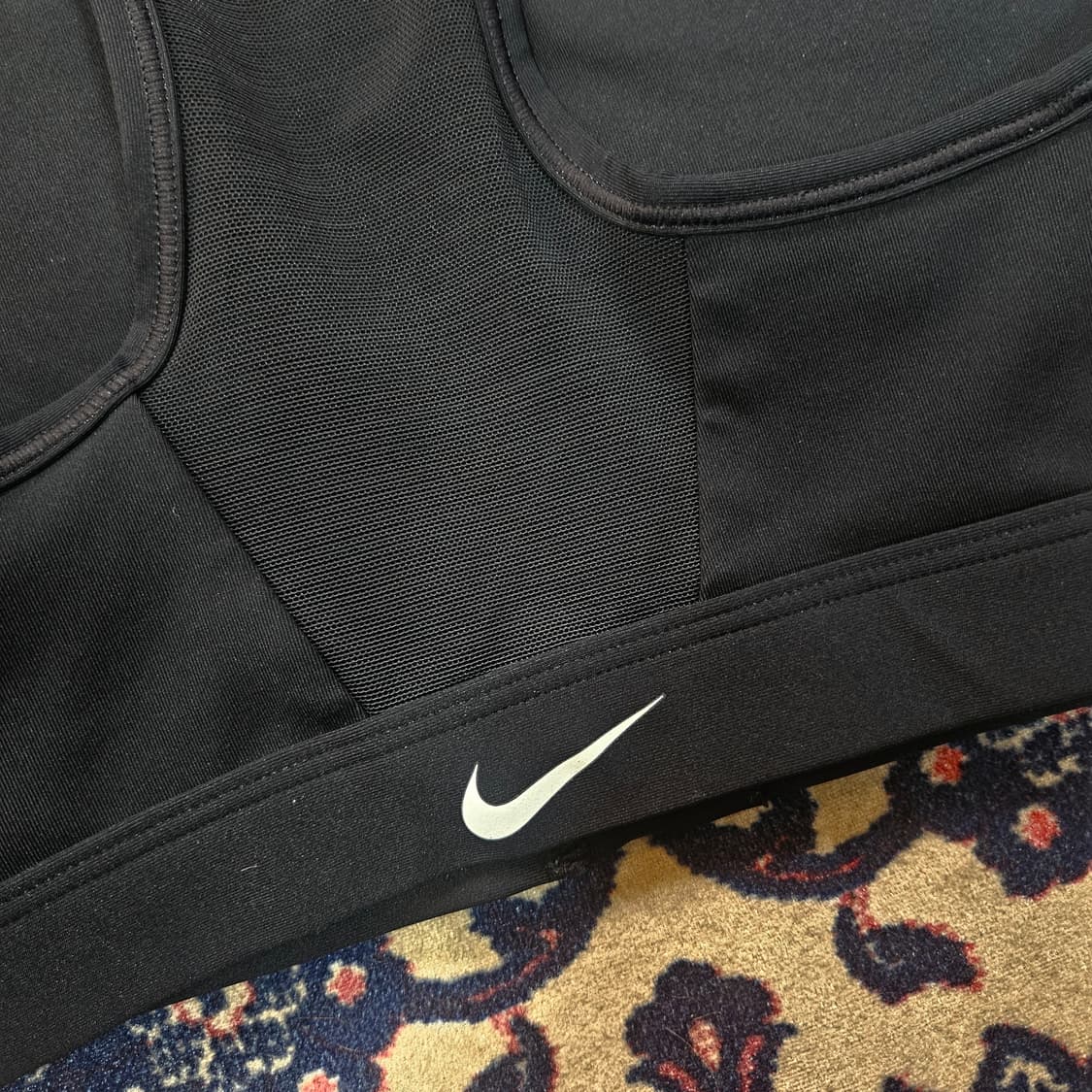 나이키(Nike) 드라이핏 스우시 프론트 집업 탑 상품이미지7