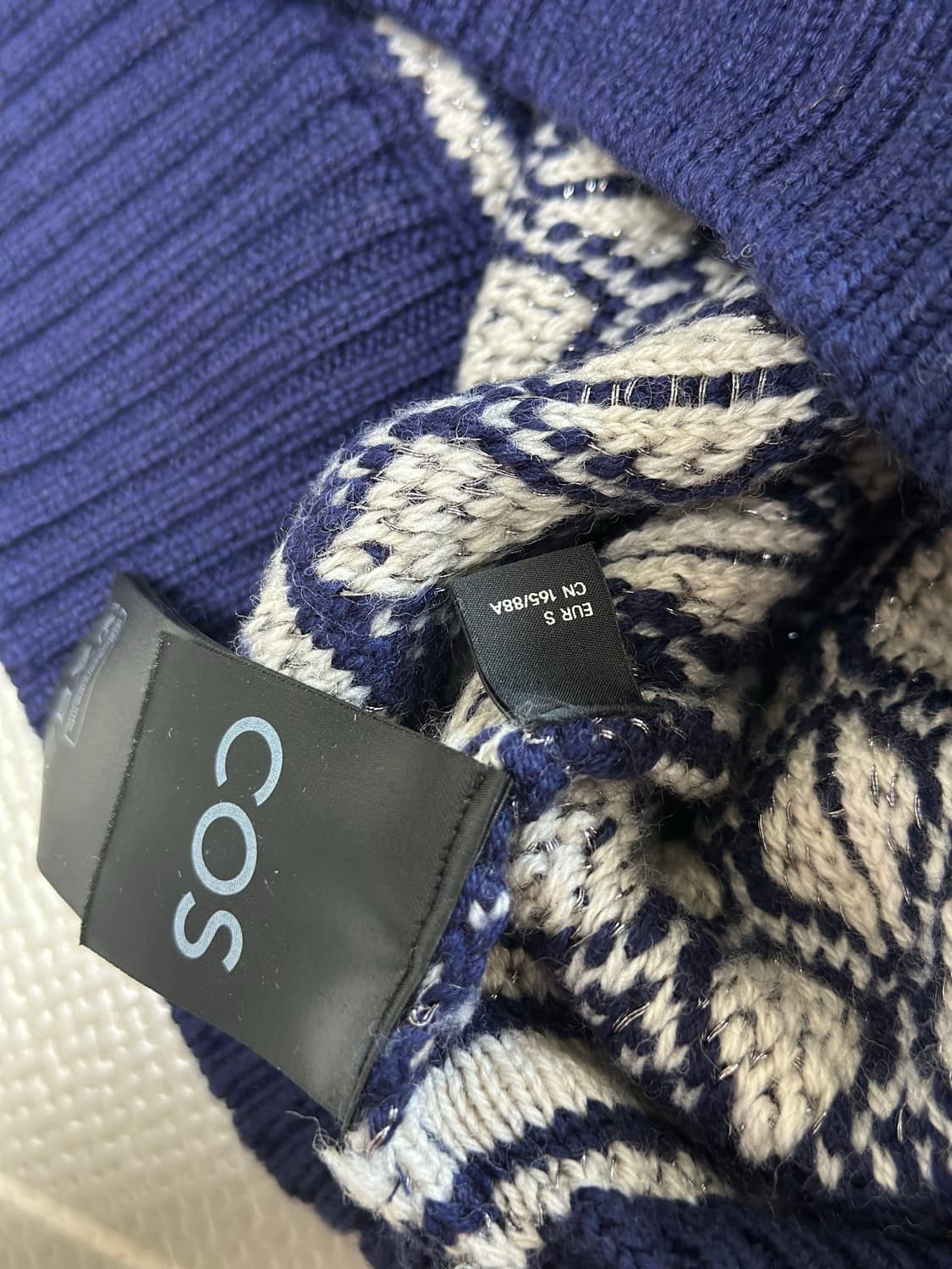 COS 패턴 니트 스웨터 네이비 S 상품이미지3