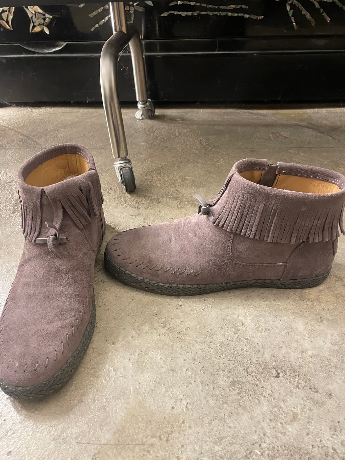 UGG 스웨이드 부츠 상품이미지5