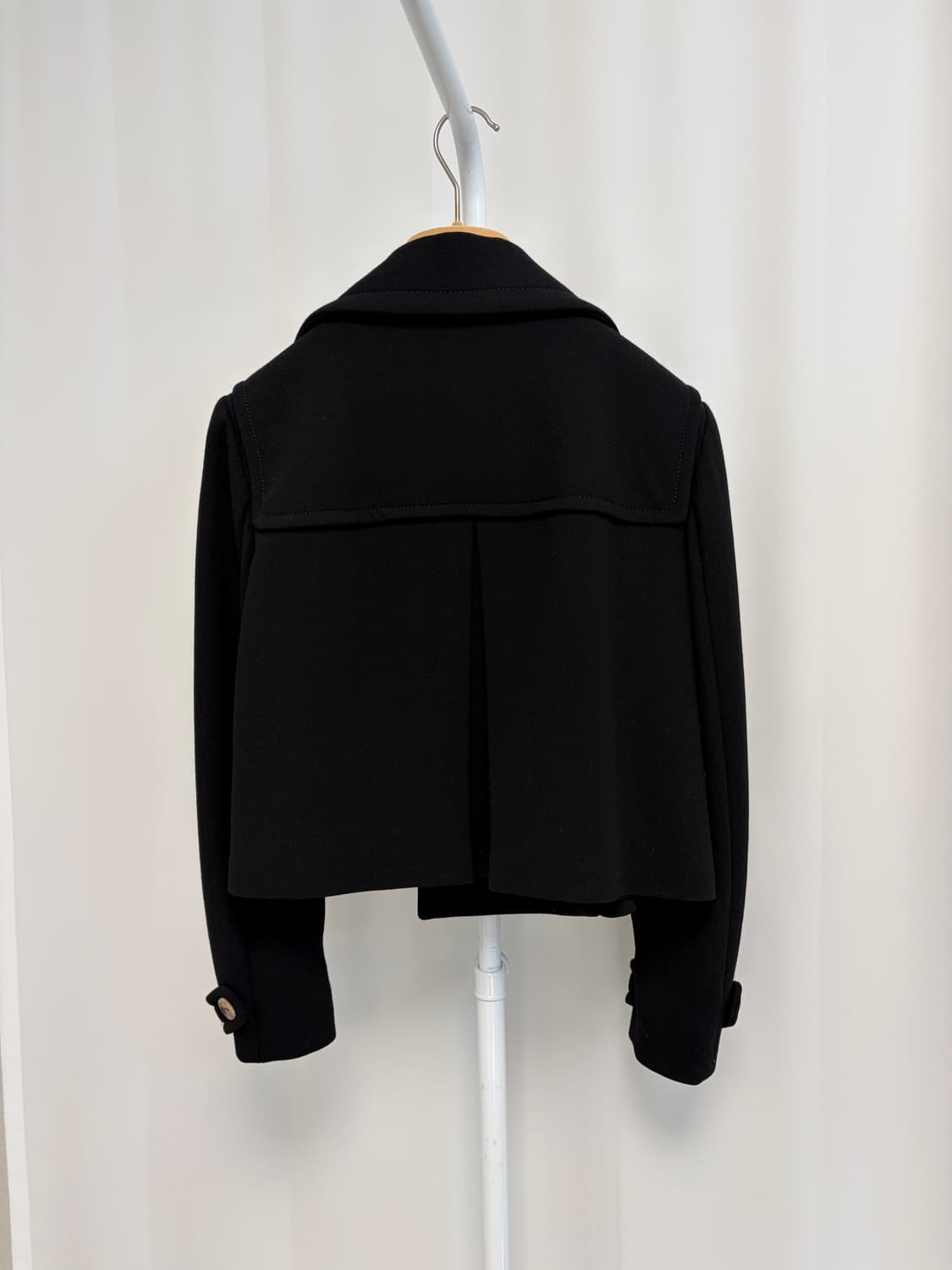 정품 미우미우 블랙 크롭 자켓 40사이즈 상품이미지5