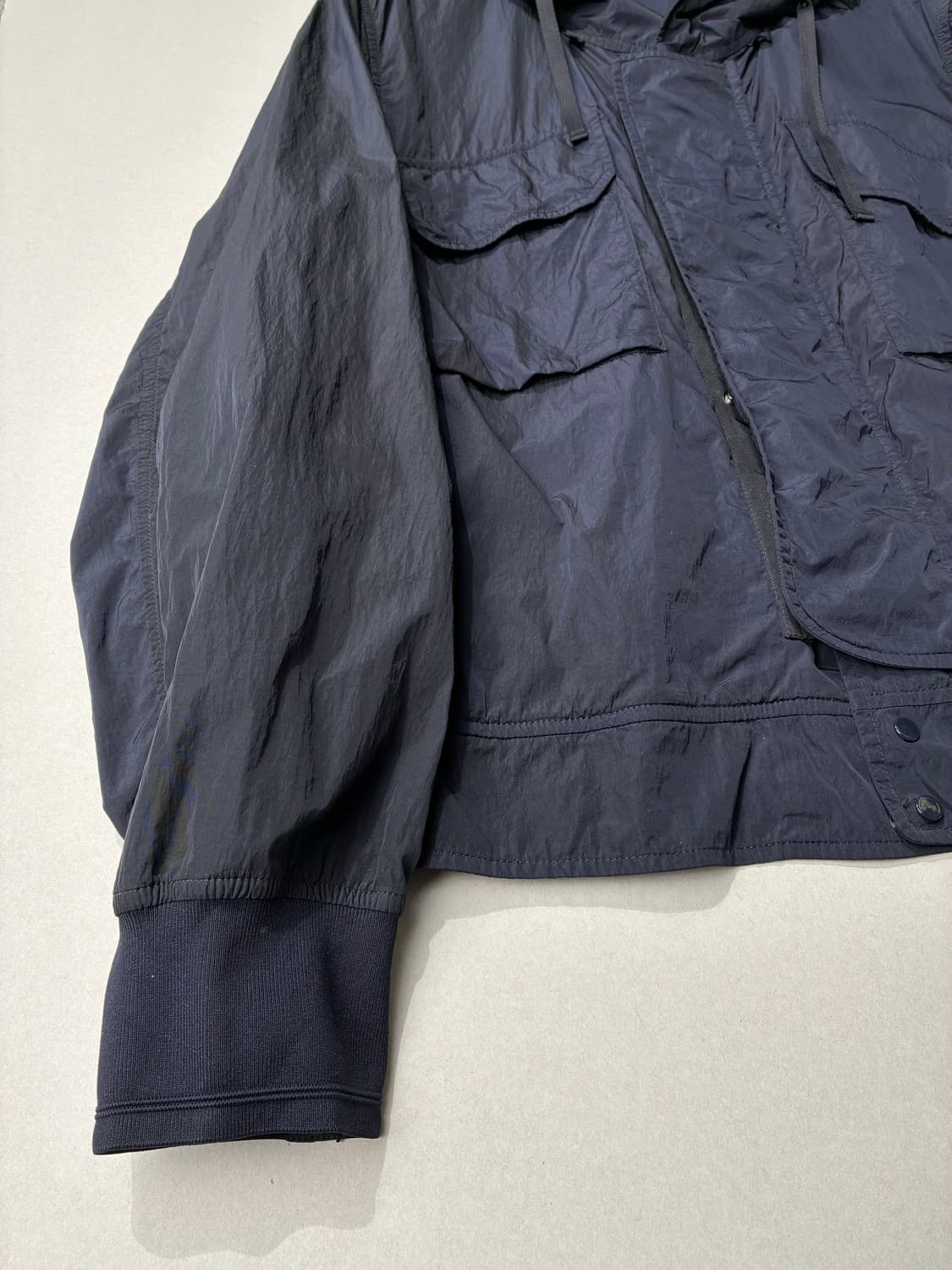 CP컴퍼니 크롬R 후드 렌즈 바람막이 자켓 네이비 L사이즈 상품이미지4