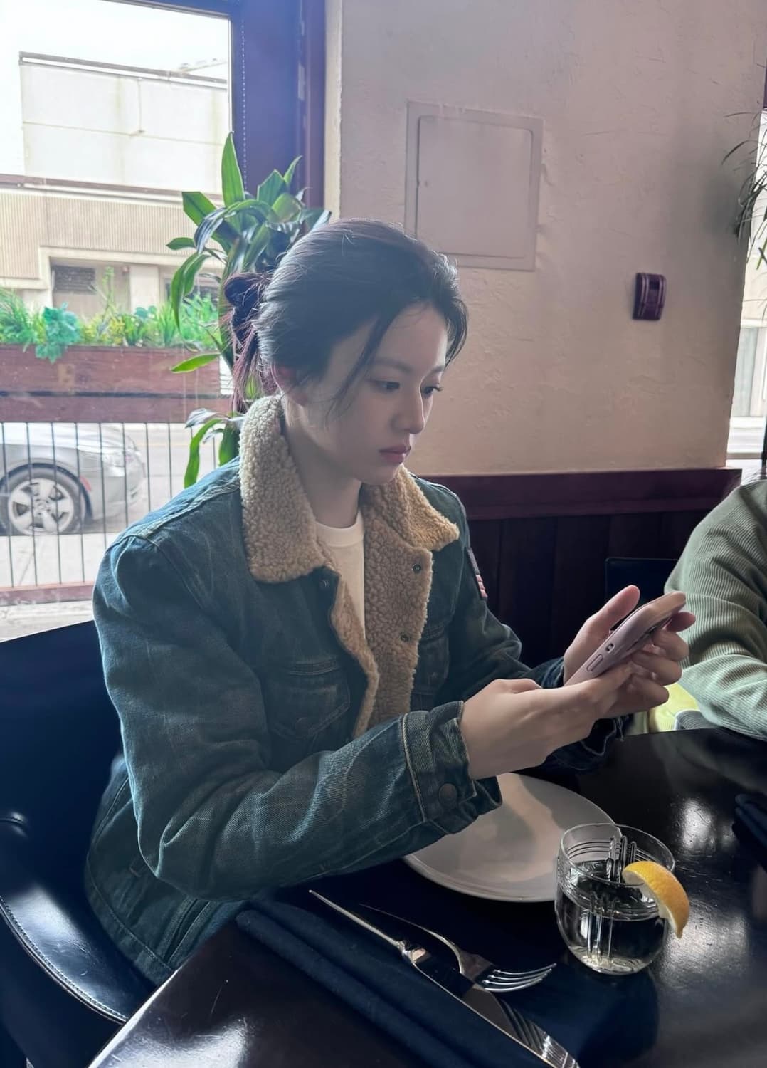 폴로 청자켓 (고윤정 착용) 상품이미지2