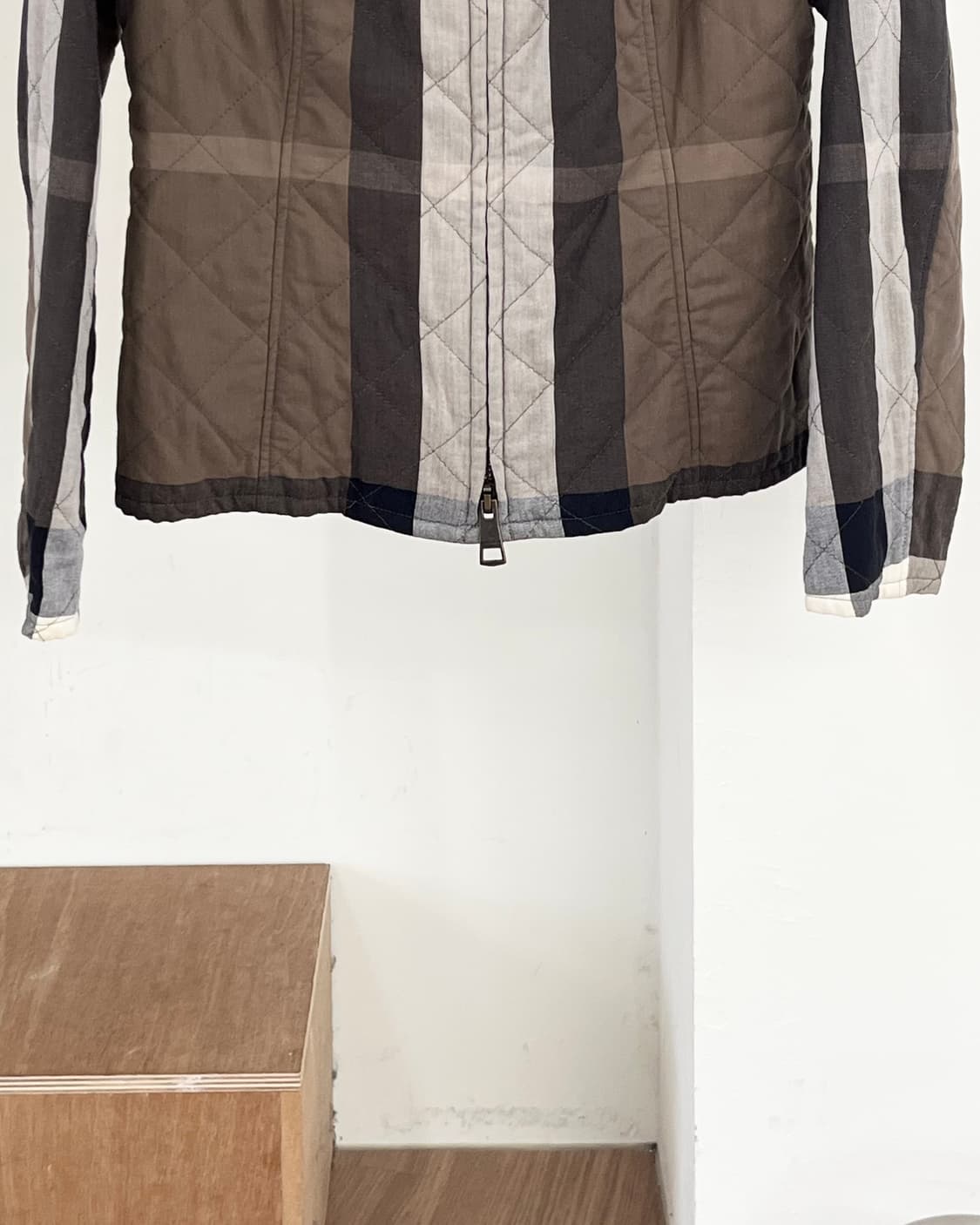 버버리 브릿 퀼티드 플라드 번 자켓 상품이미지5