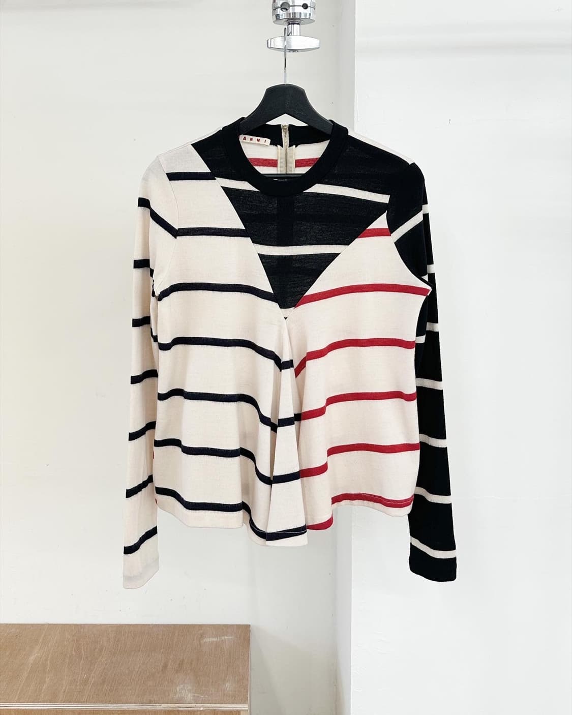 마르니 멀티컬러 스트라이프 백오픈 롱슬리브  상품이미지1