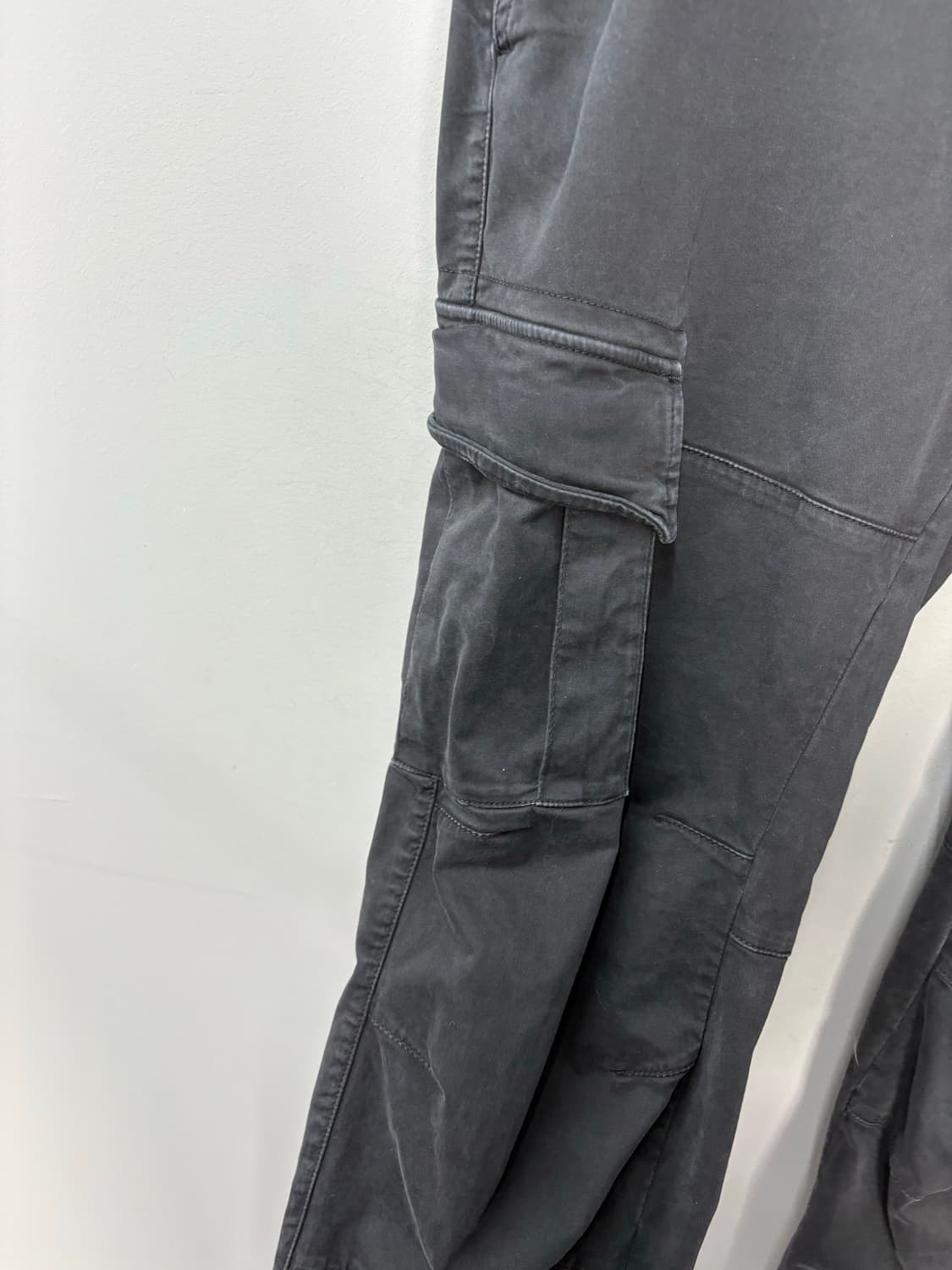 C.P. 컴퍼니 렌즈디테일 카고팬츠 A3449 상품이미지3