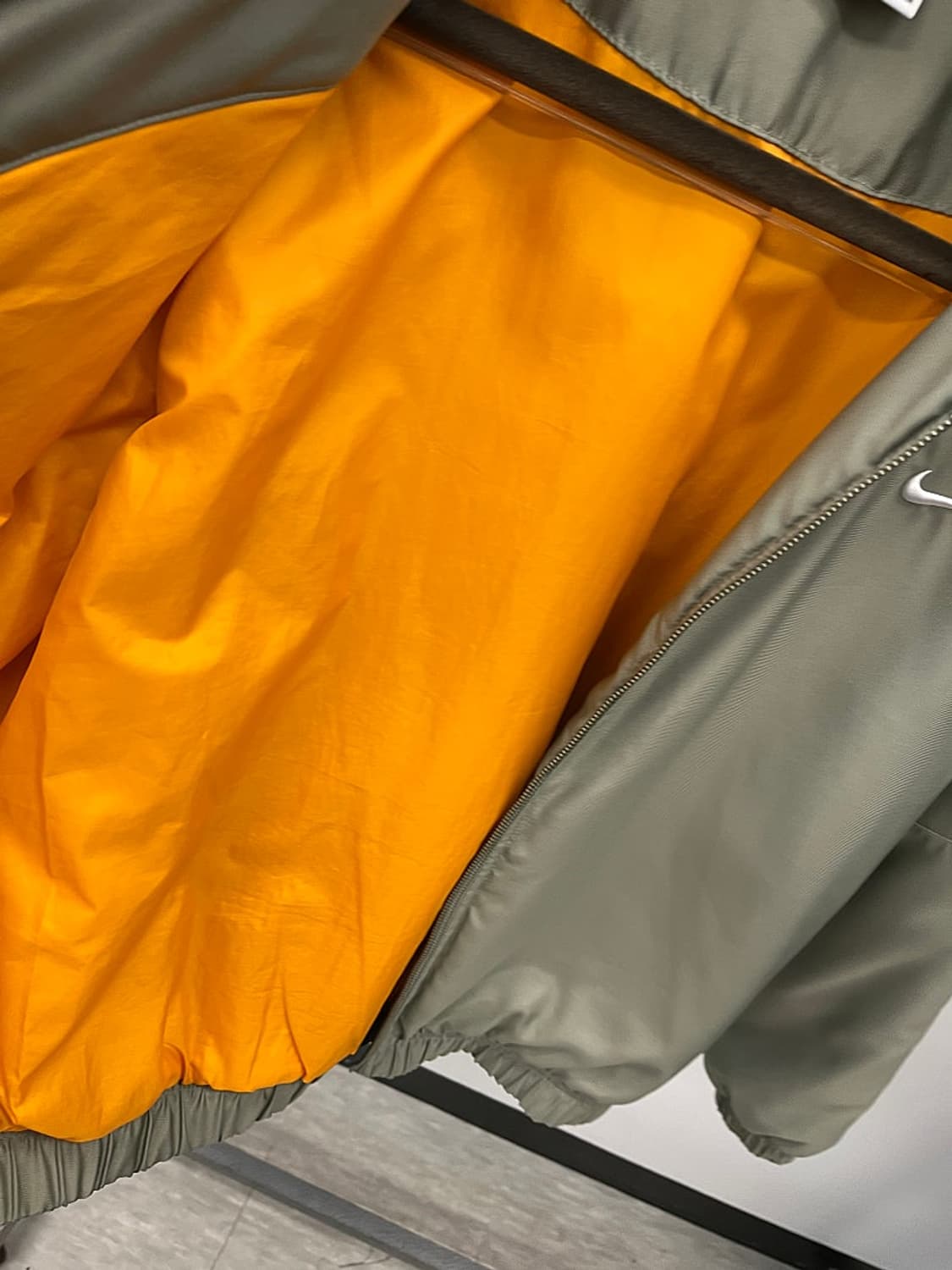 100) 나이키 NRG 새틴 봄버  상품이미지6