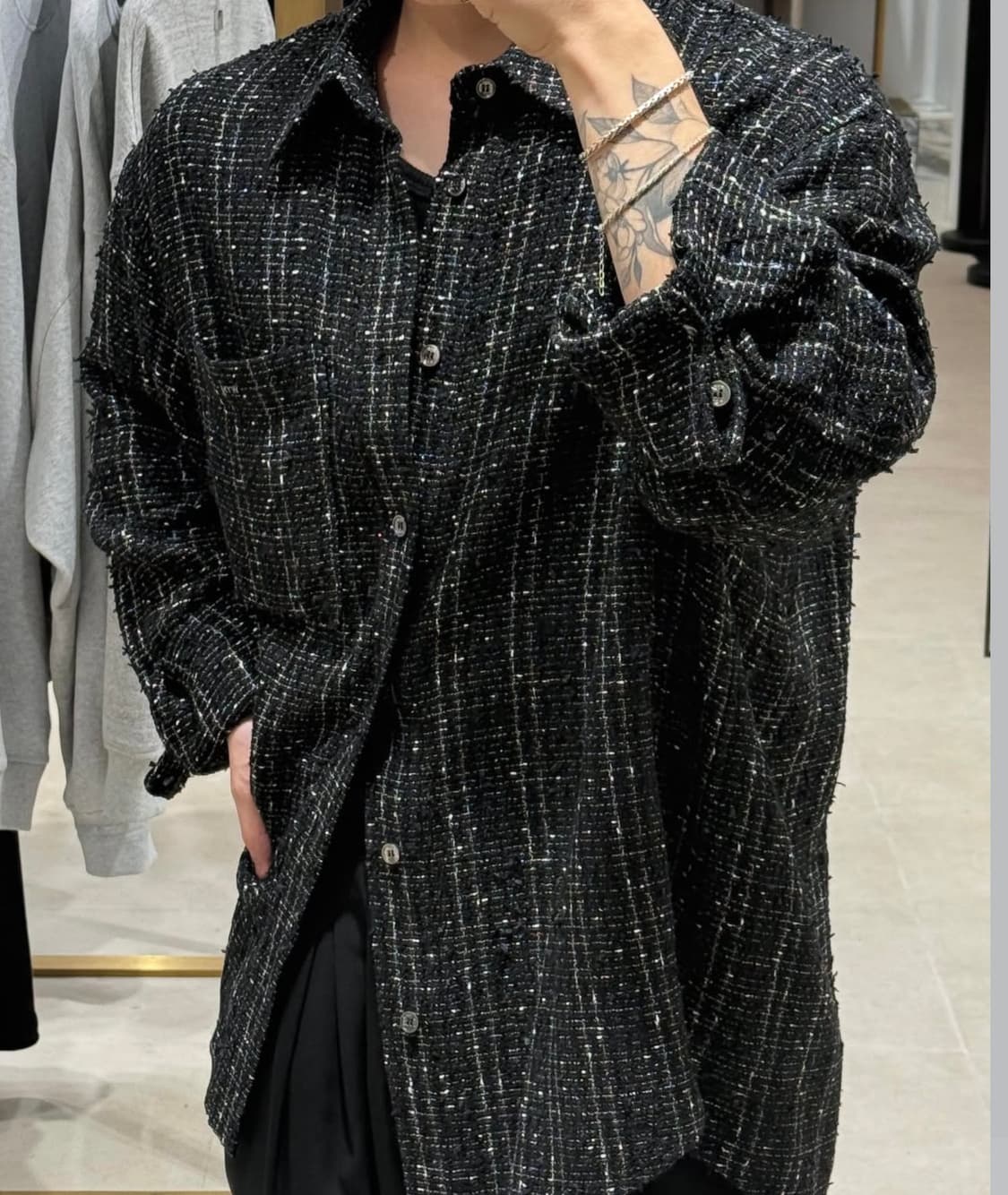 (25FW 새상품) 우영미 블랙 트위드 셔츠(46) 상품이미지7