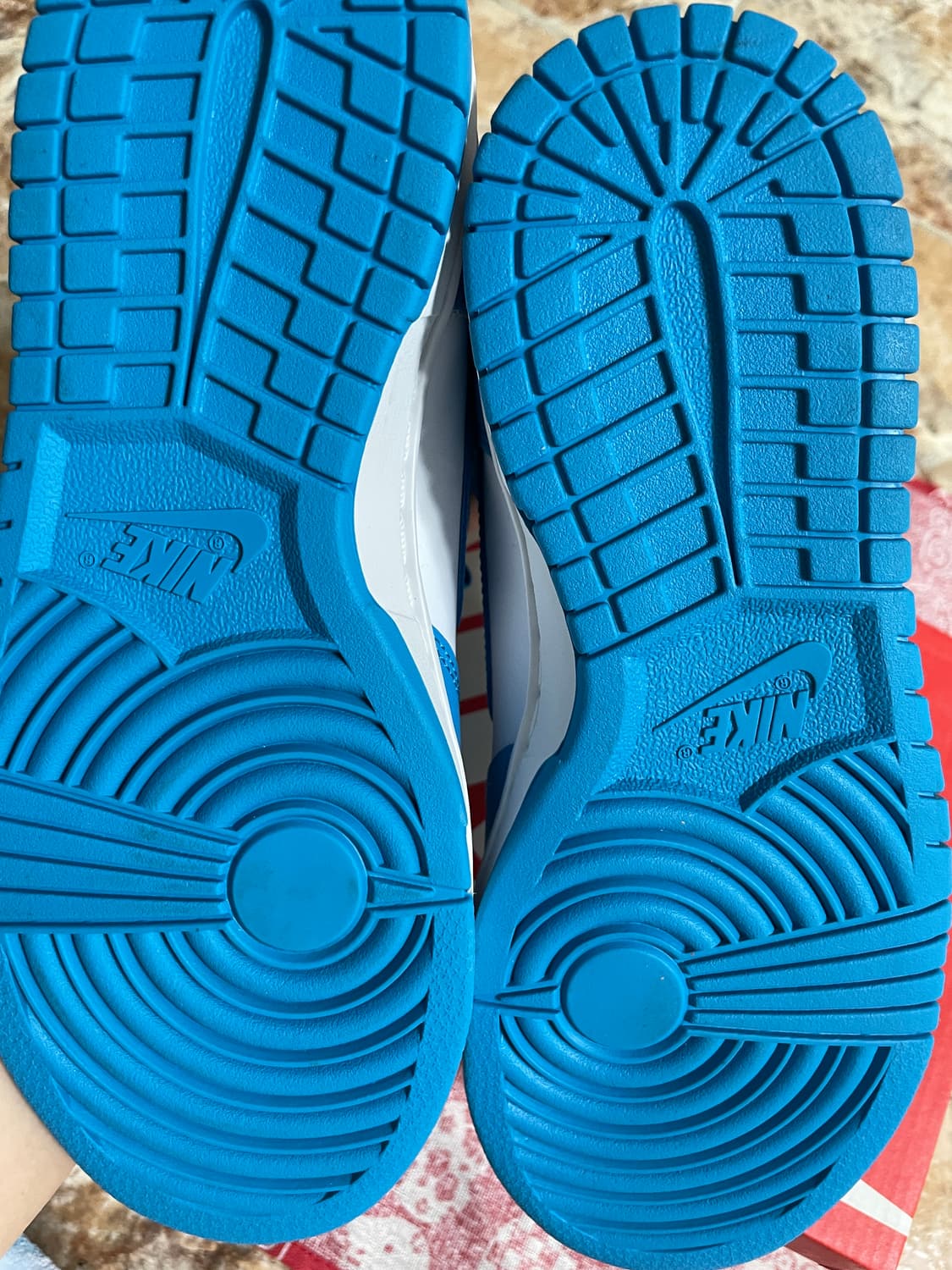 나이키 덩크 하이 레트로 챔피언쉽 블루 상품이미지5