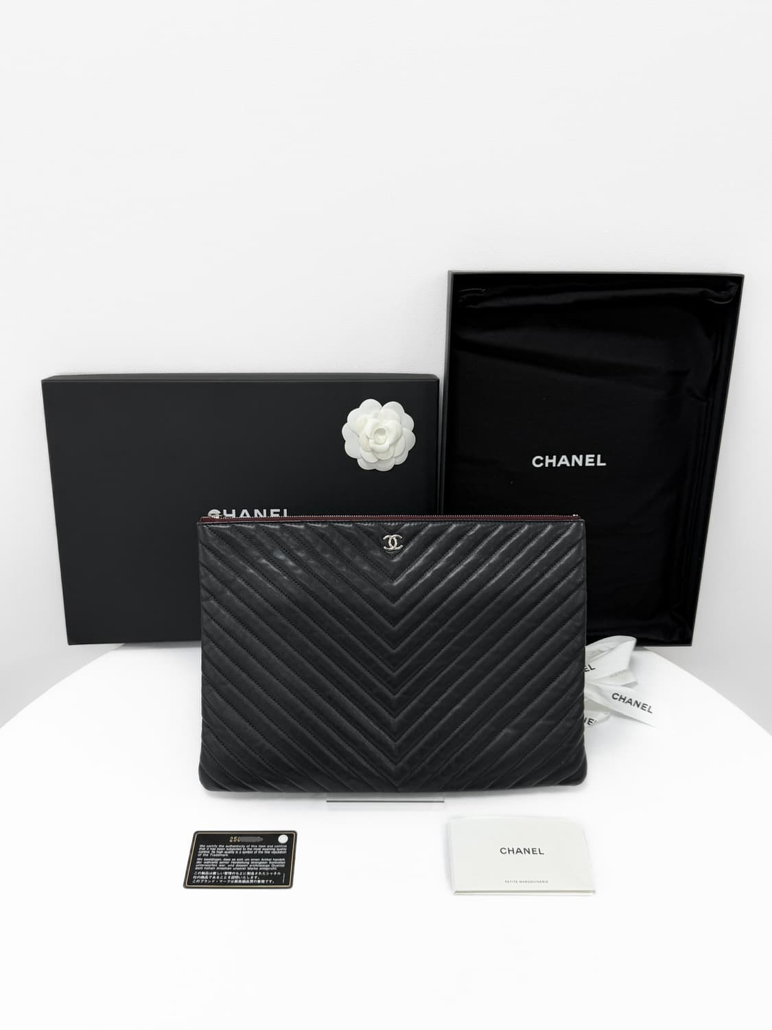 샤넬 쉐브론 퀼팅 클러치 라지 상품이미지1