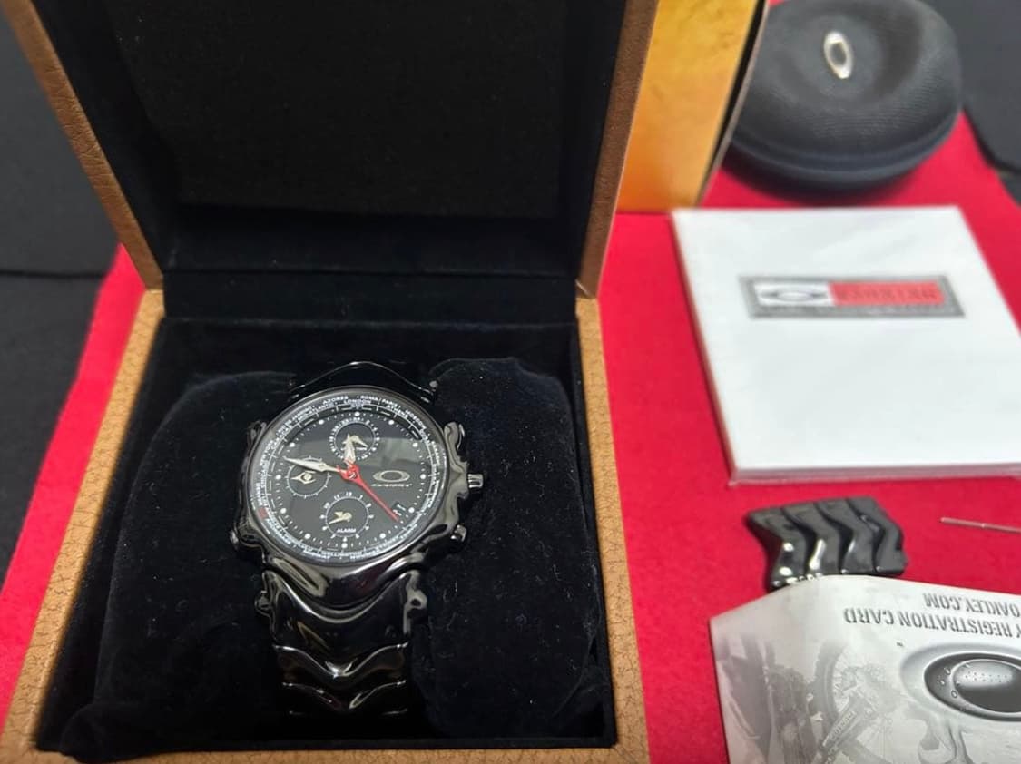 오클리 손목시계 워치 GMT 정품 상품이미지1