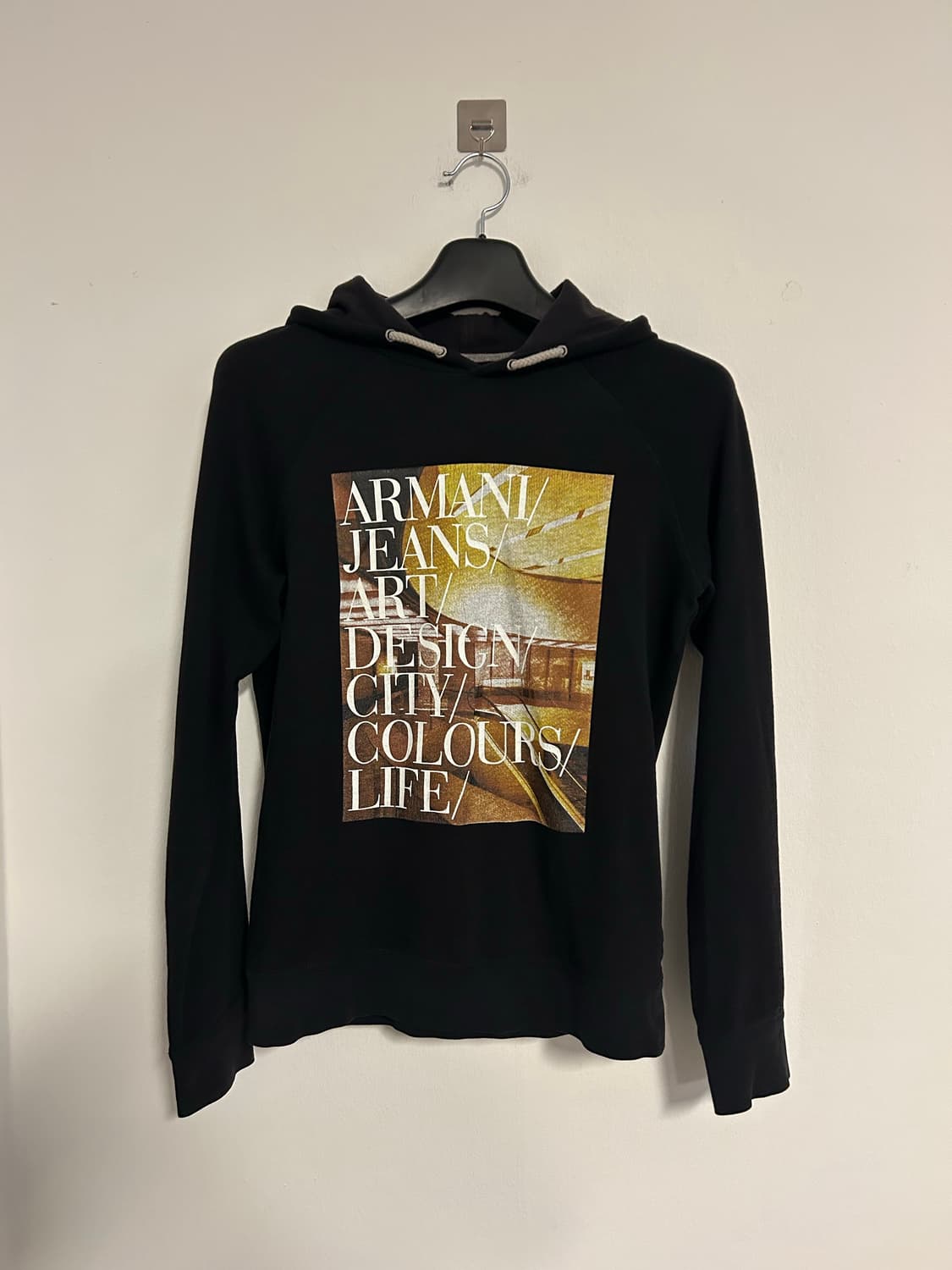 Armani Jeans 프린팅 블랙 후드티 상품이미지1