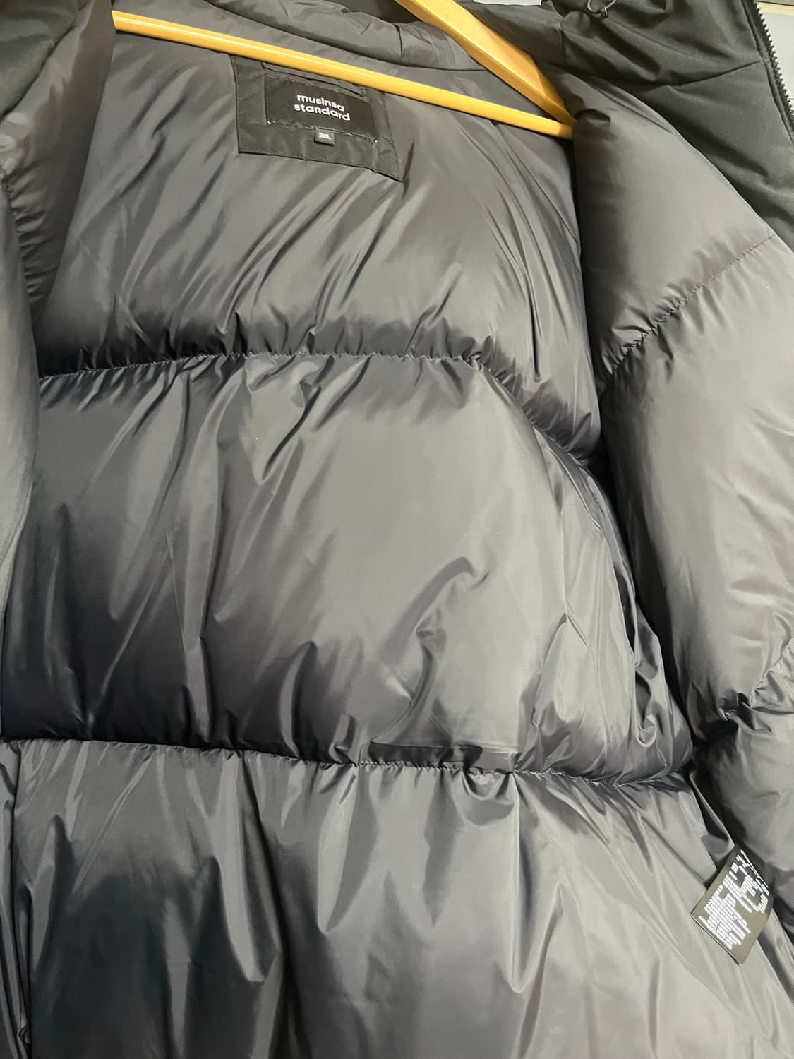 XXL)무신사스탠다드 미니멀 헤비다운패딩 상품이미지4