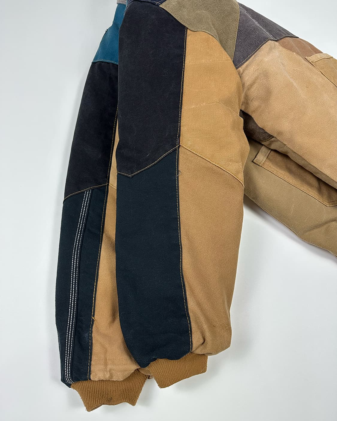 칼하트 C03 커스텀 자켓 상품이미지4