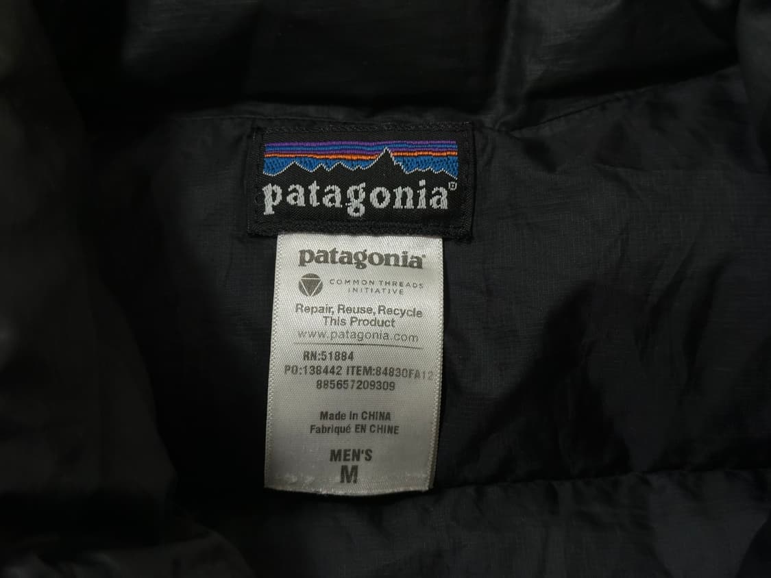 파타고니아 경량패딩 m사이즈 상품이미지3
