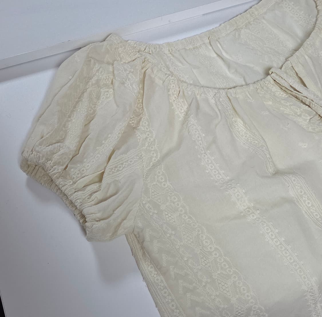 새상품) 메이비베이비 디어리스트 Morica Blouse 블라우스 반팔 상품이미지9