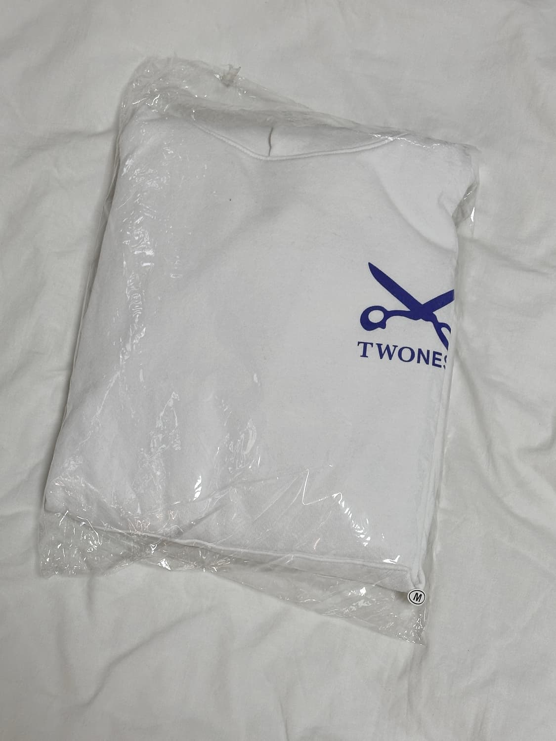 twoness 로고 후드티 상품이미지3