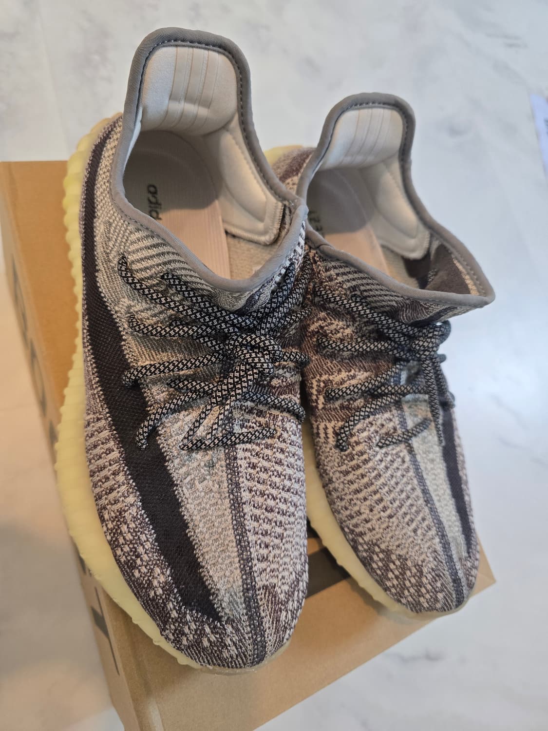 이지부스터350 V2 자이온 285사이즈 상품이미지1