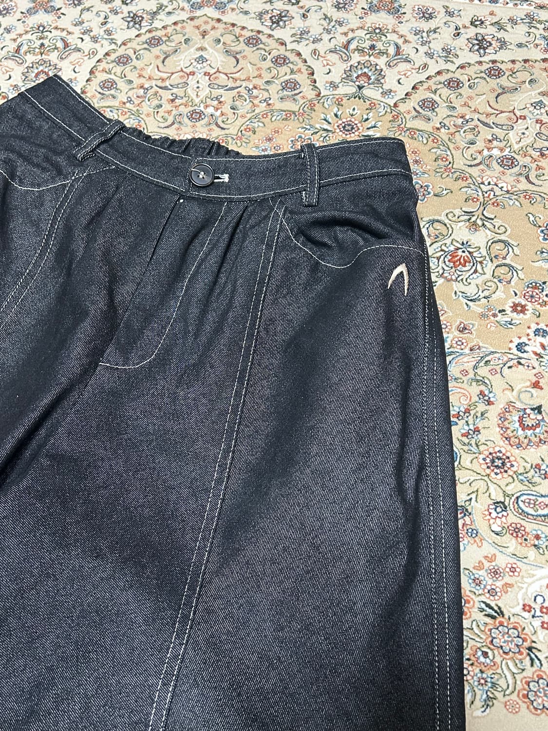 아캄 핀턱 프린트 데님팬츠1 상품이미지2